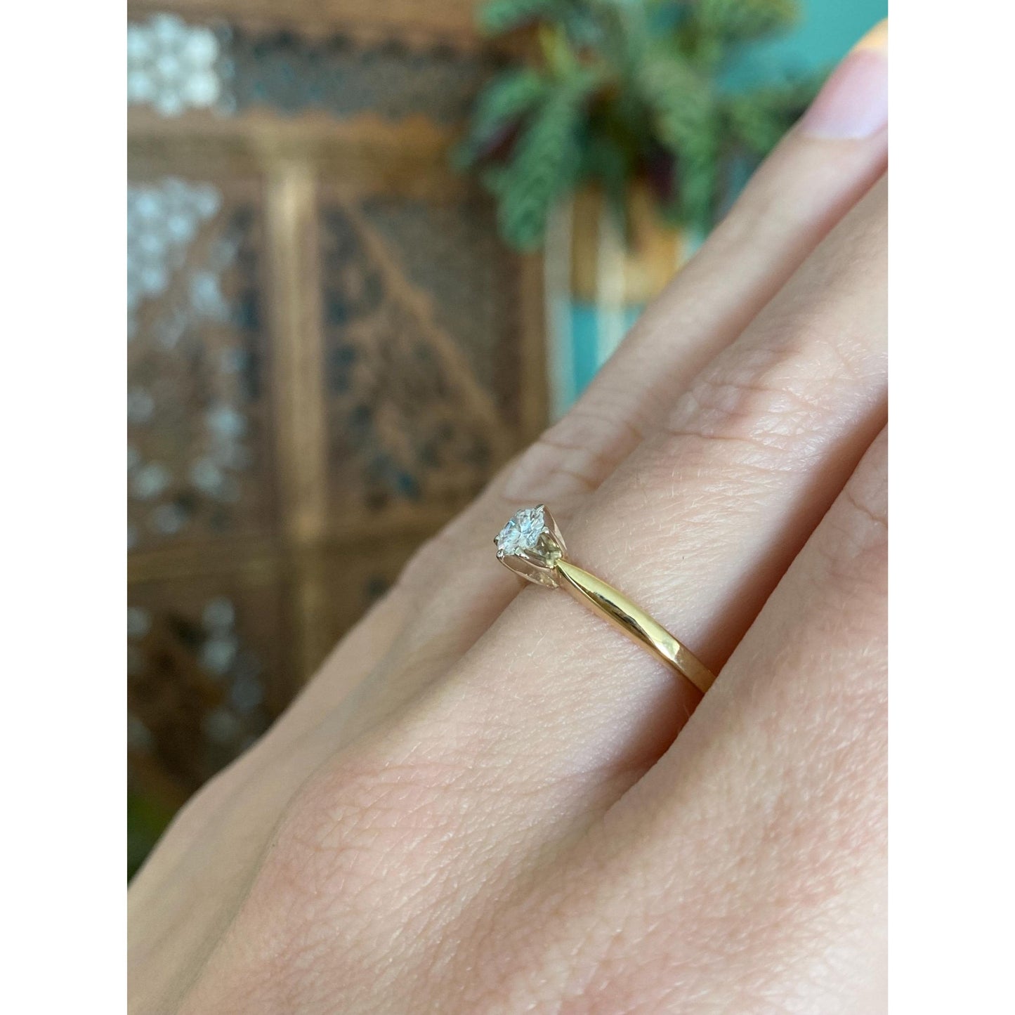 Vintage Solid 14k Yellow Gold Solitaire Diamond Engagement Ring - Size 6.75