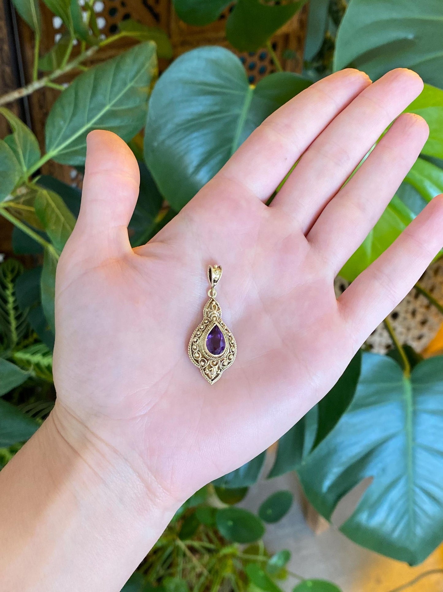 Vintage Solid 14k Yellow Gold Amethyst Charm
