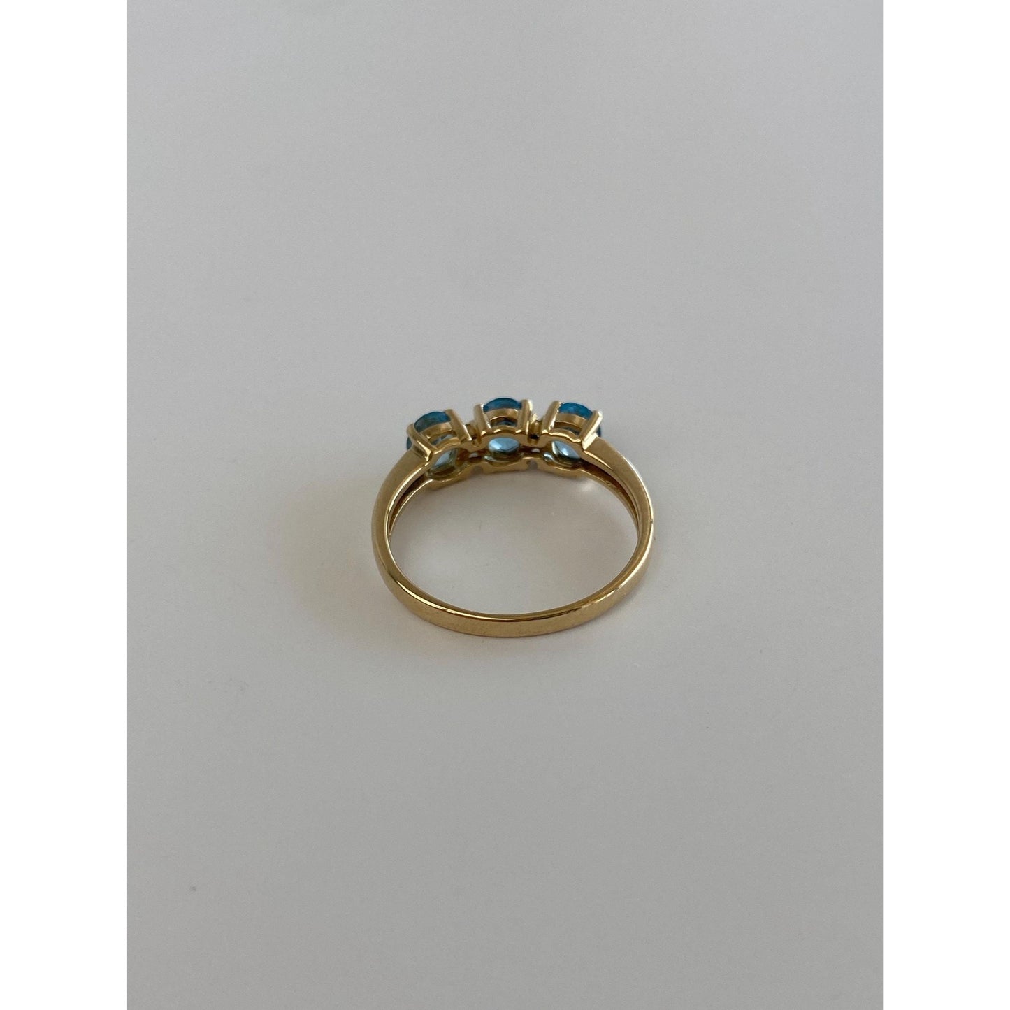 Vintage Solid 14k Yellow Gold Triple Topaz Ring - Size 6.75