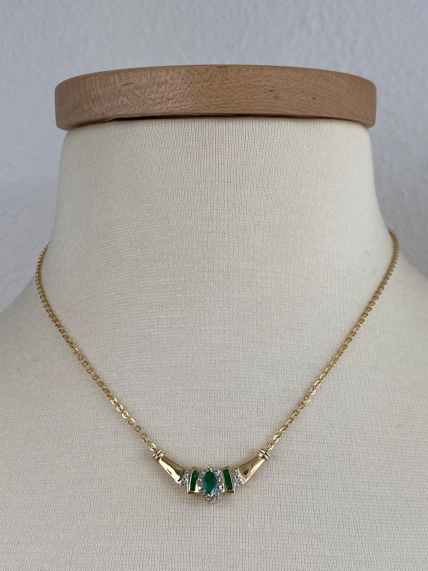 Vintage Solid 14k Yellow Gold Diamond Emerald Cable Chain Necklace - 17 inches