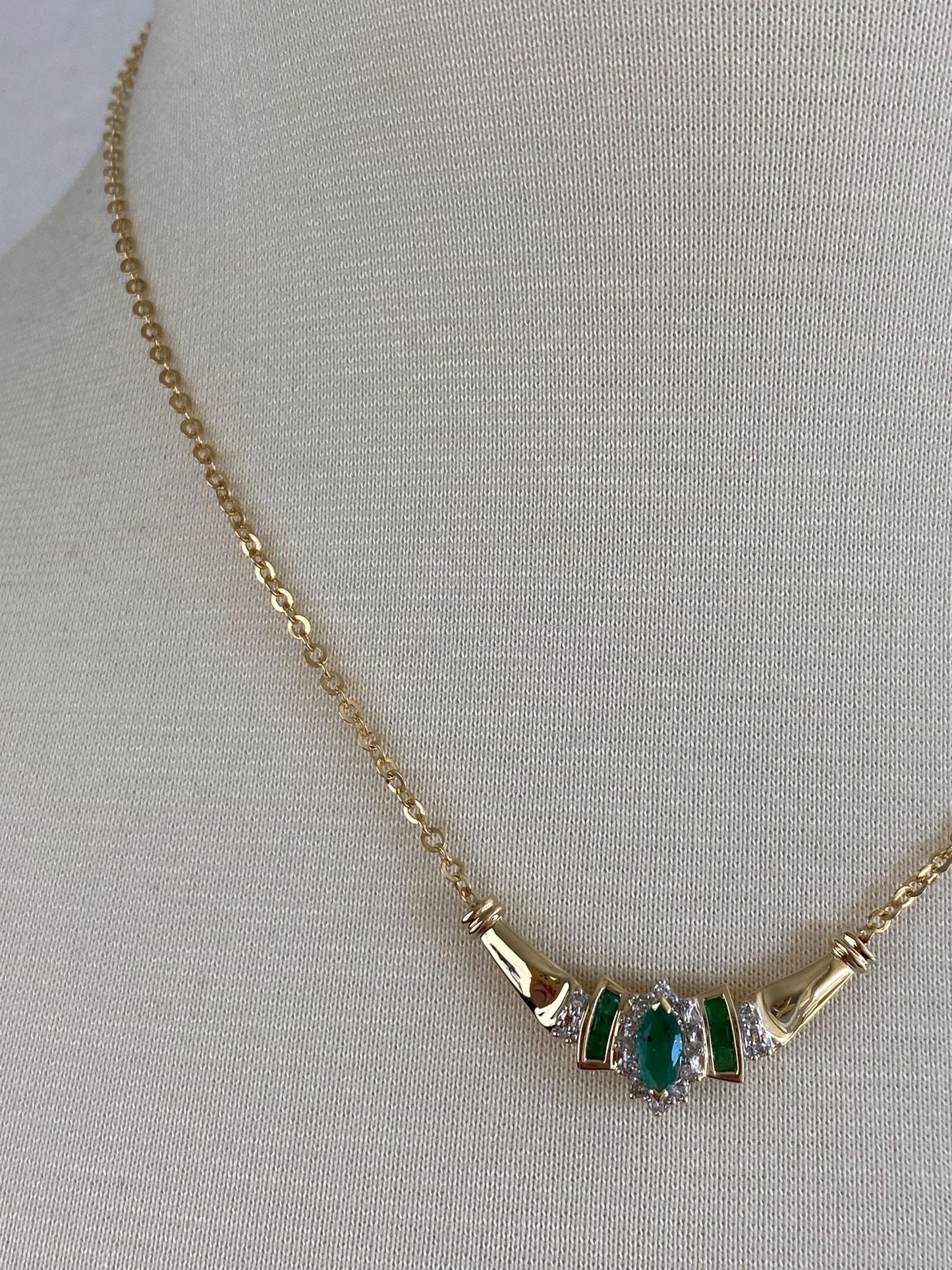 Vintage Solid 14k Yellow Gold Diamond Emerald Cable Chain Necklace - 17 inches