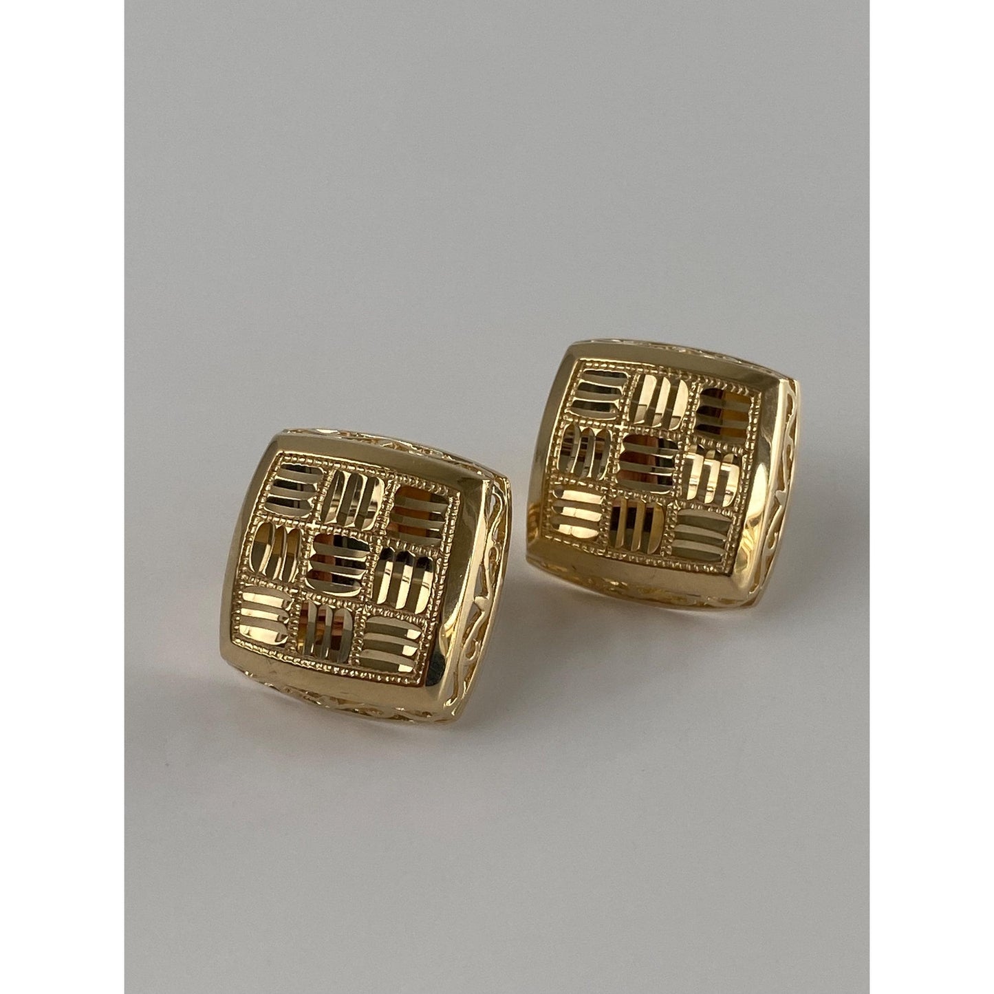Vintage Solid 14k Yellow Gold Diamond Cut Square Stud Earrings