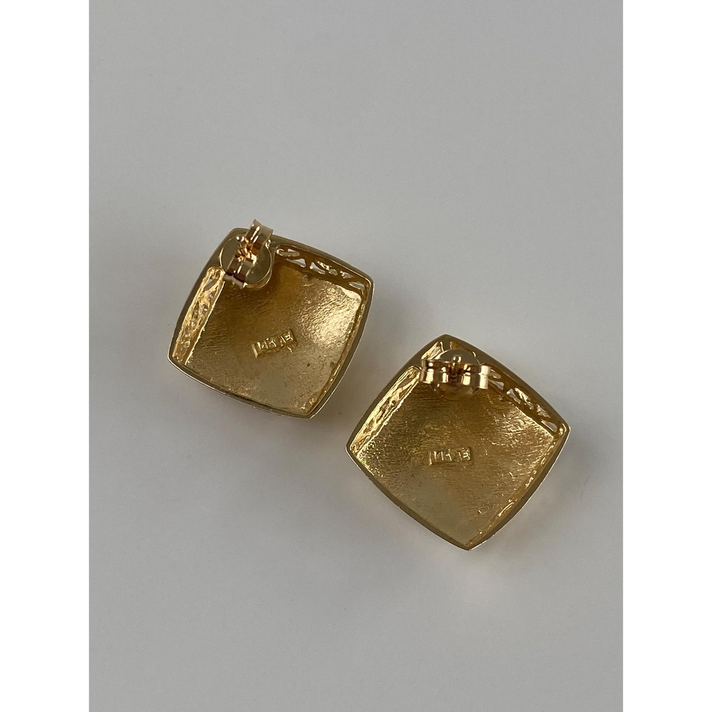 Vintage Solid 14k Yellow Gold Diamond Cut Square Stud Earrings