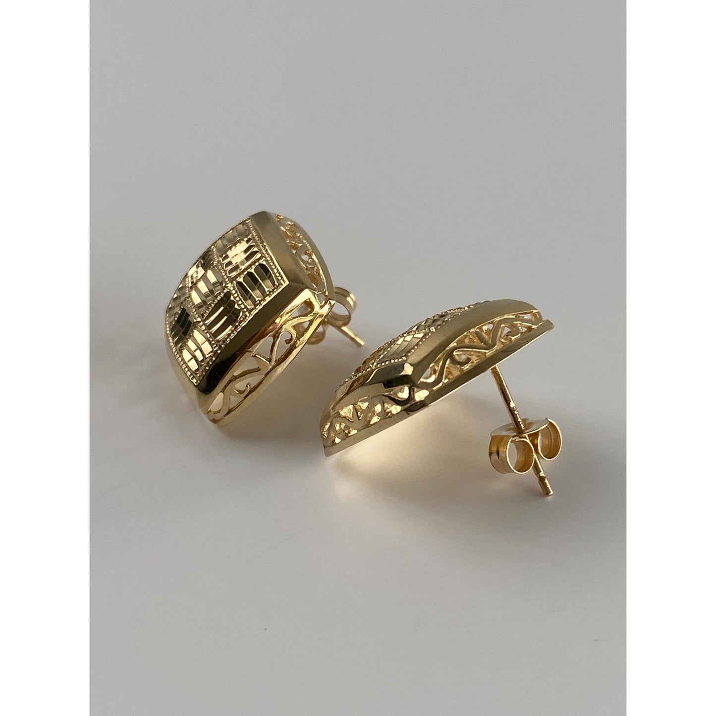 Vintage Solid 14k Yellow Gold Diamond Cut Square Stud Earrings