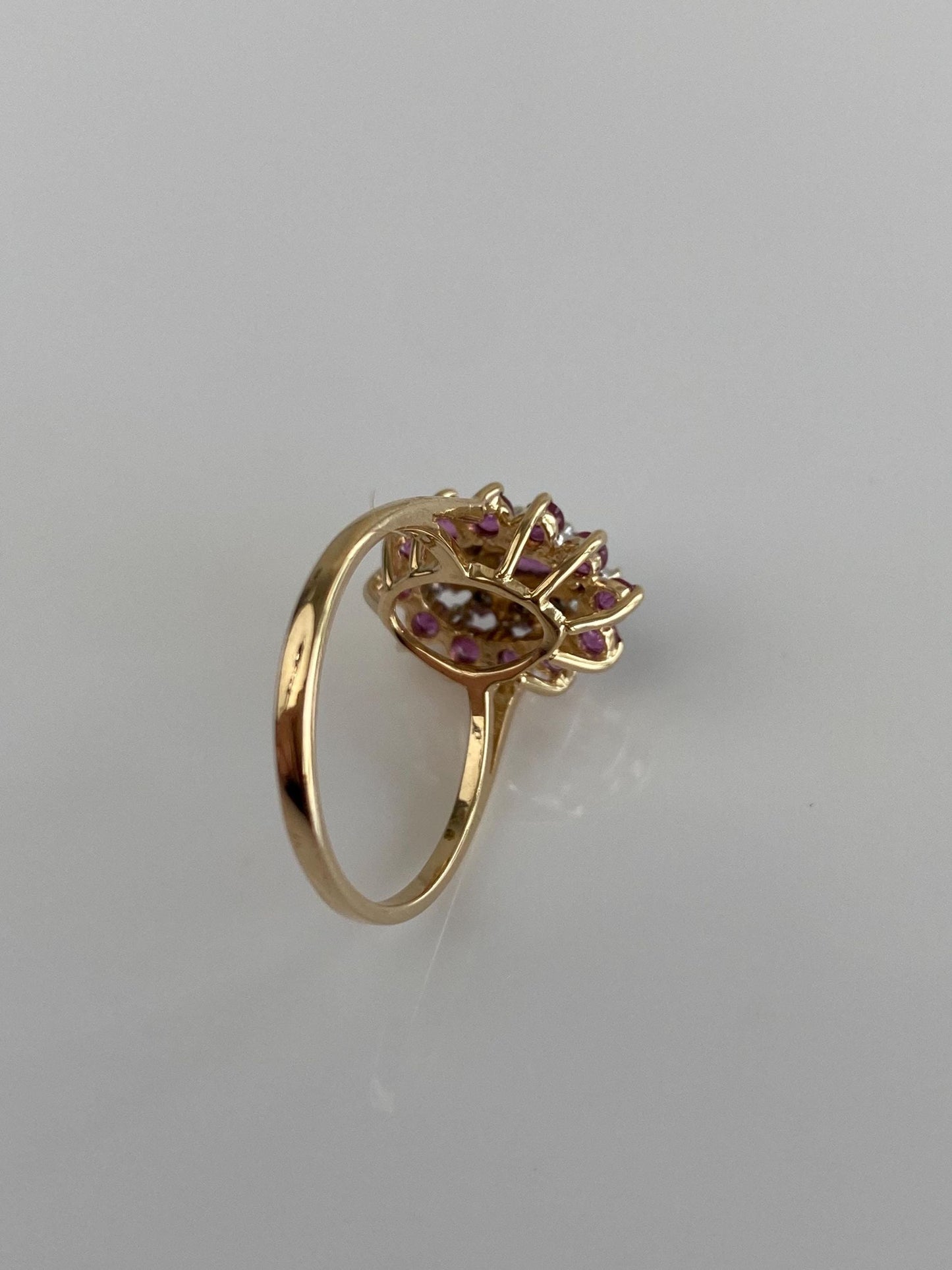 Vintage Solid 14k Yellow Gold Diamond Ruby Cluster Ring - Size 6