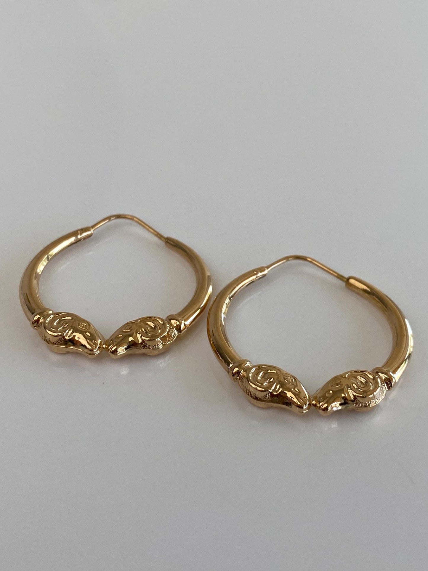 Vintage 18k Yellow Gold Ram Hoop Earrings