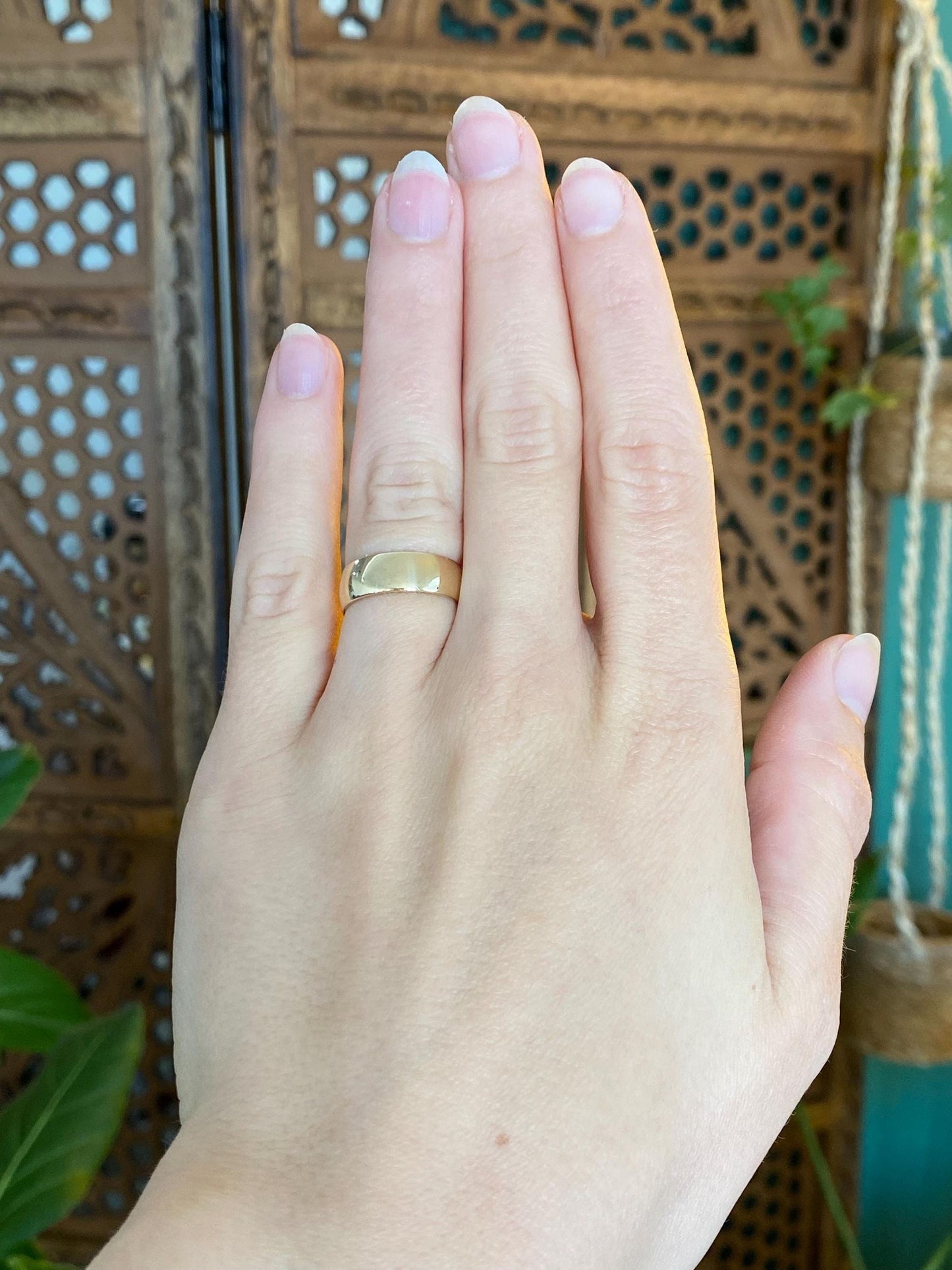 Vintage Solid 14k Yellow Gold Ring Band - Size 5