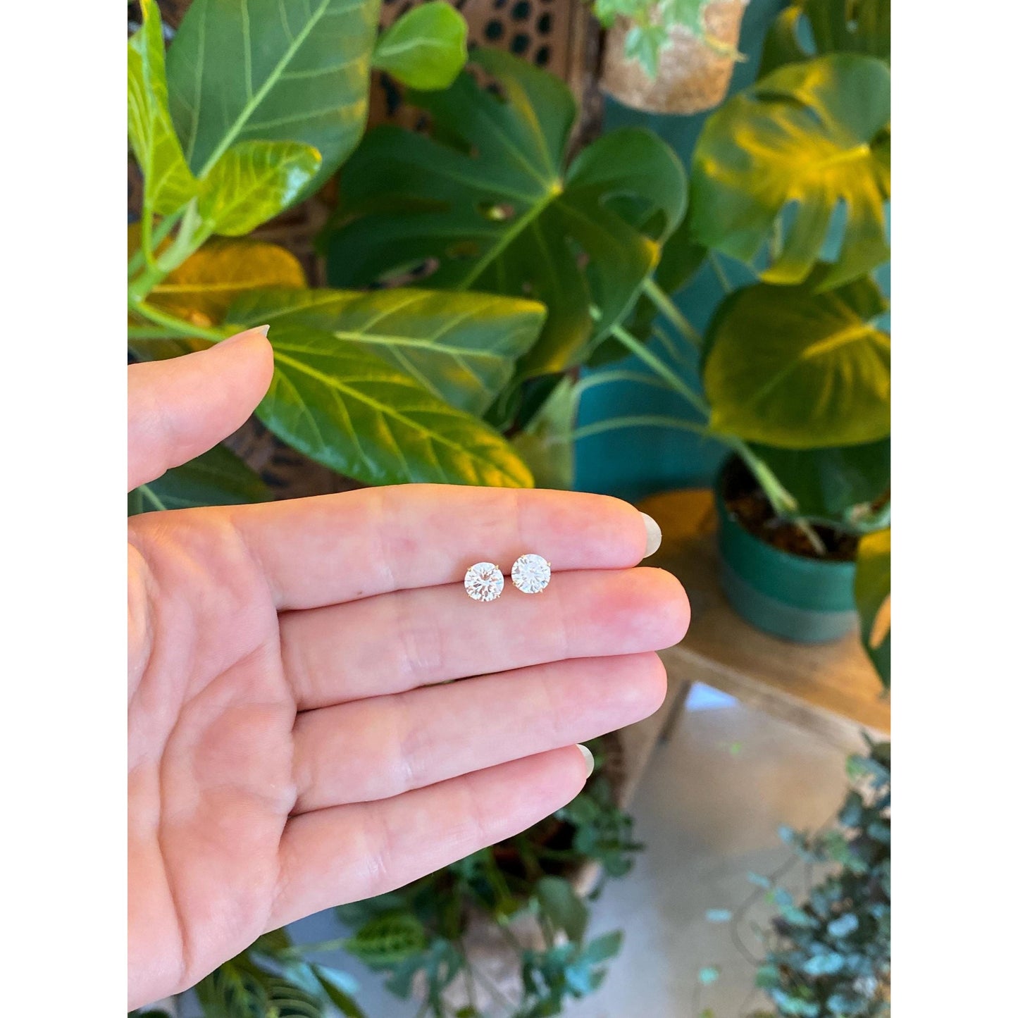 Solid 14k Yellow Gold Cubic Zirconia Stud Earrings