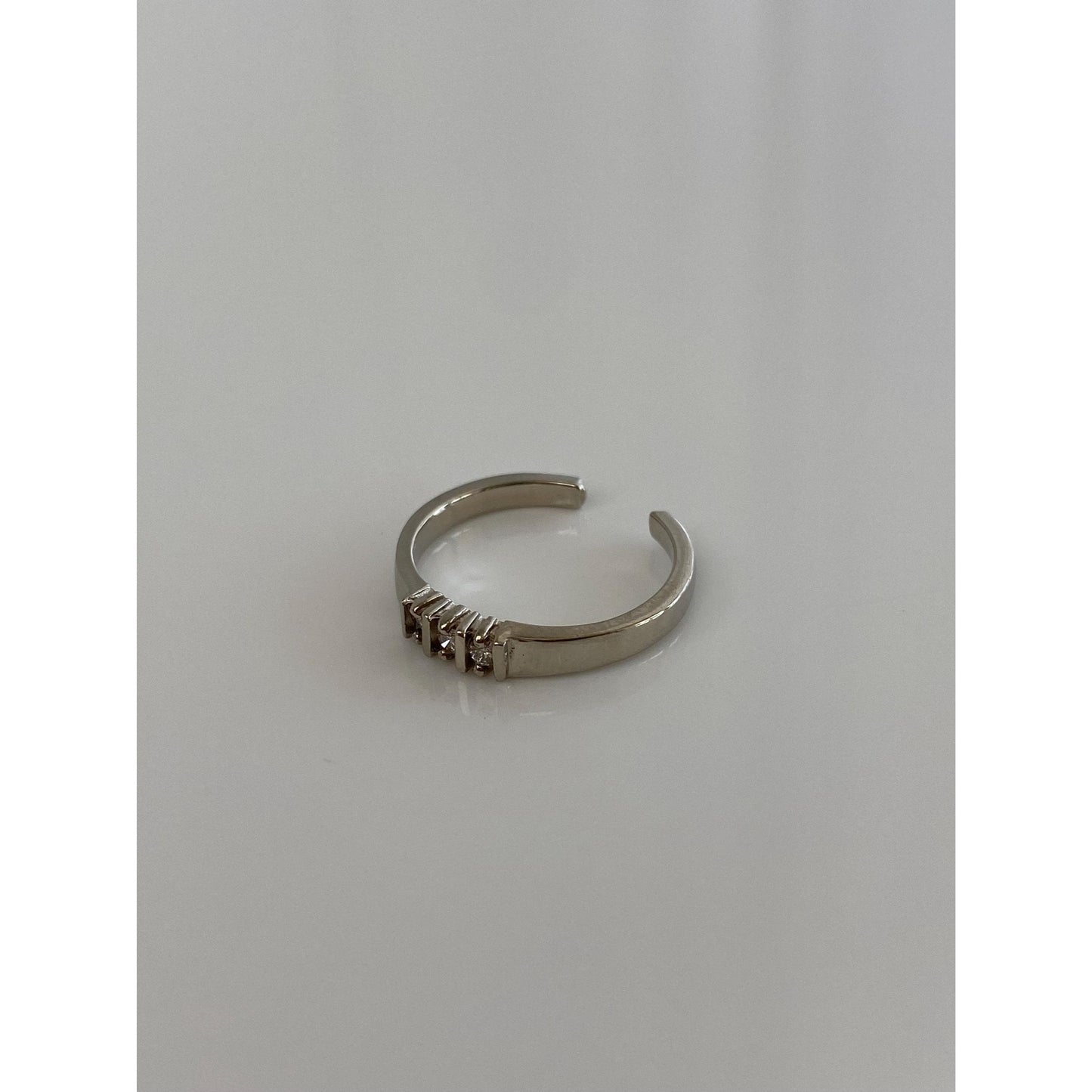 Vintage Solid 10k White Gold Diamond Open Ring - Size 4