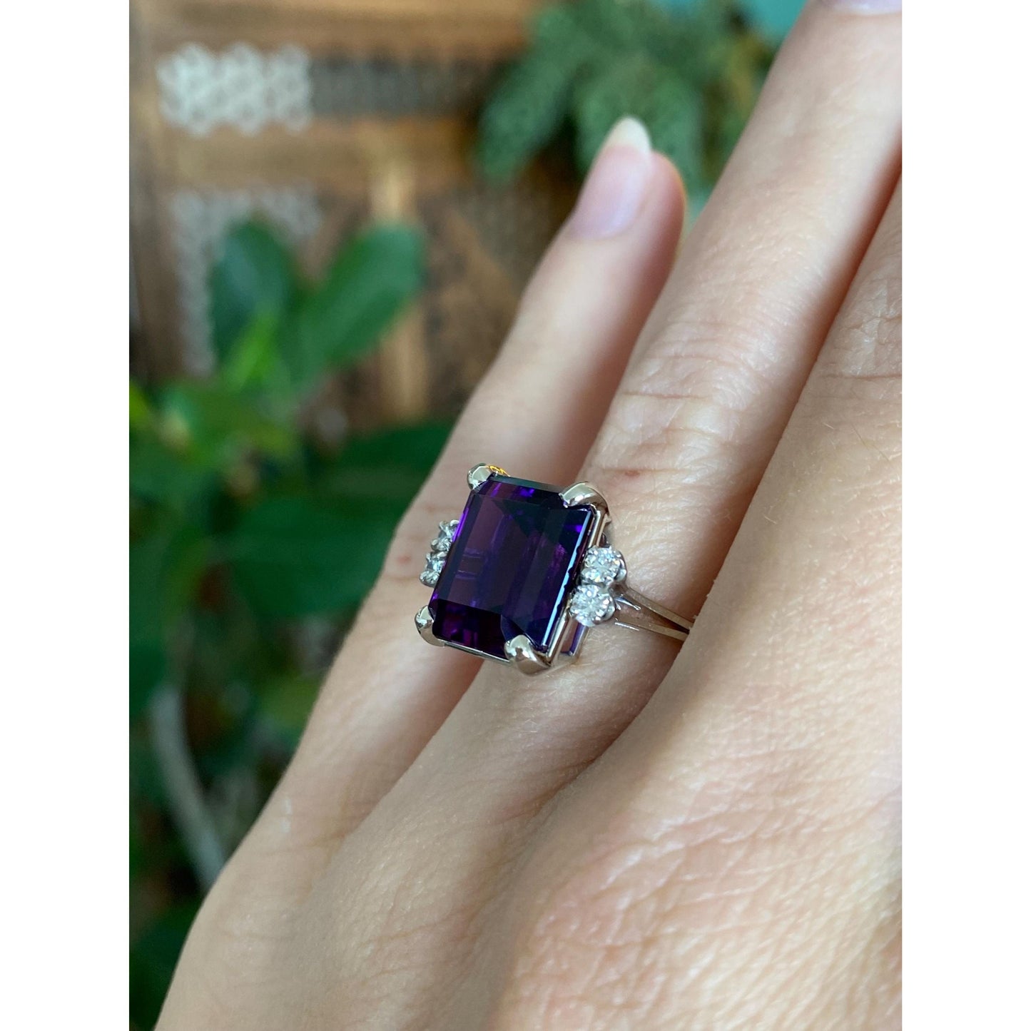 Vintage Solid 18k White Gold Diamond Amethyst Ring - Size 5.5