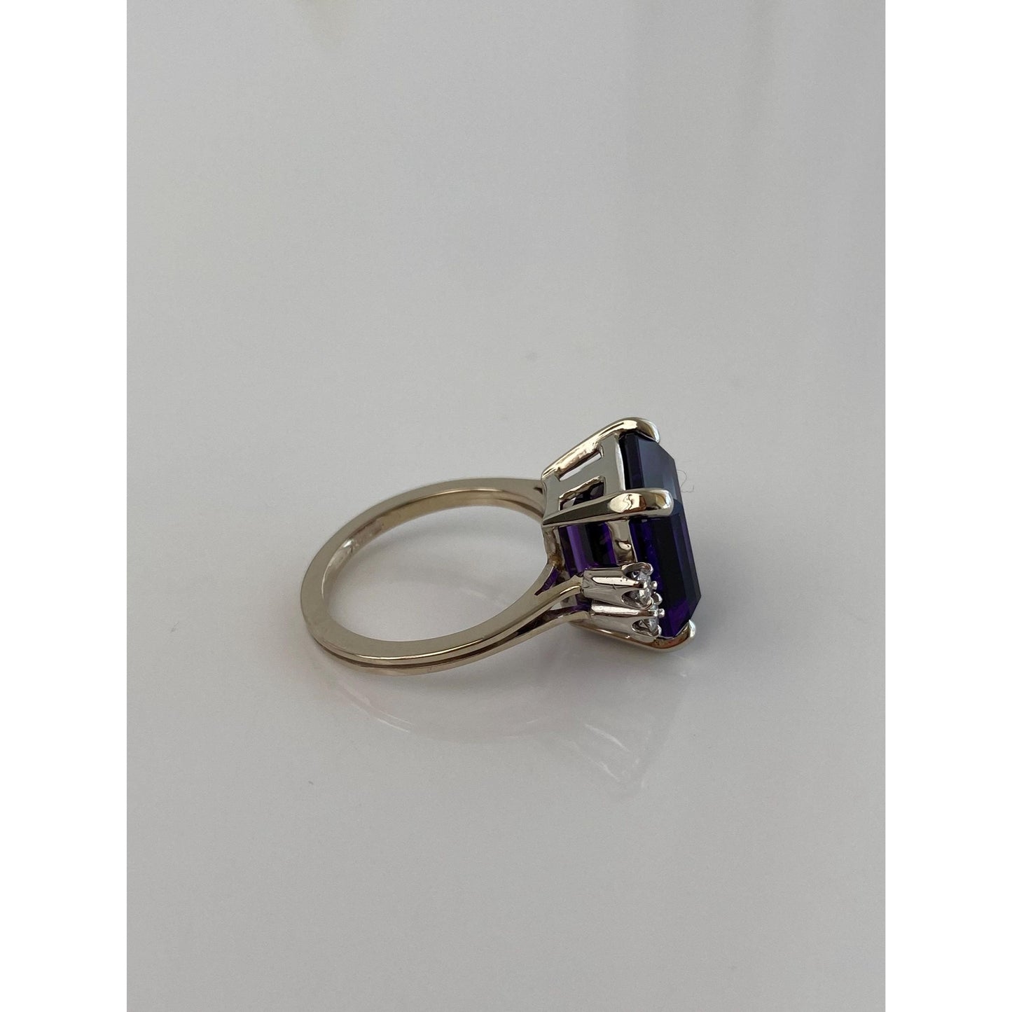 Vintage Solid 18k White Gold Diamond Amethyst Ring - Size 5.5