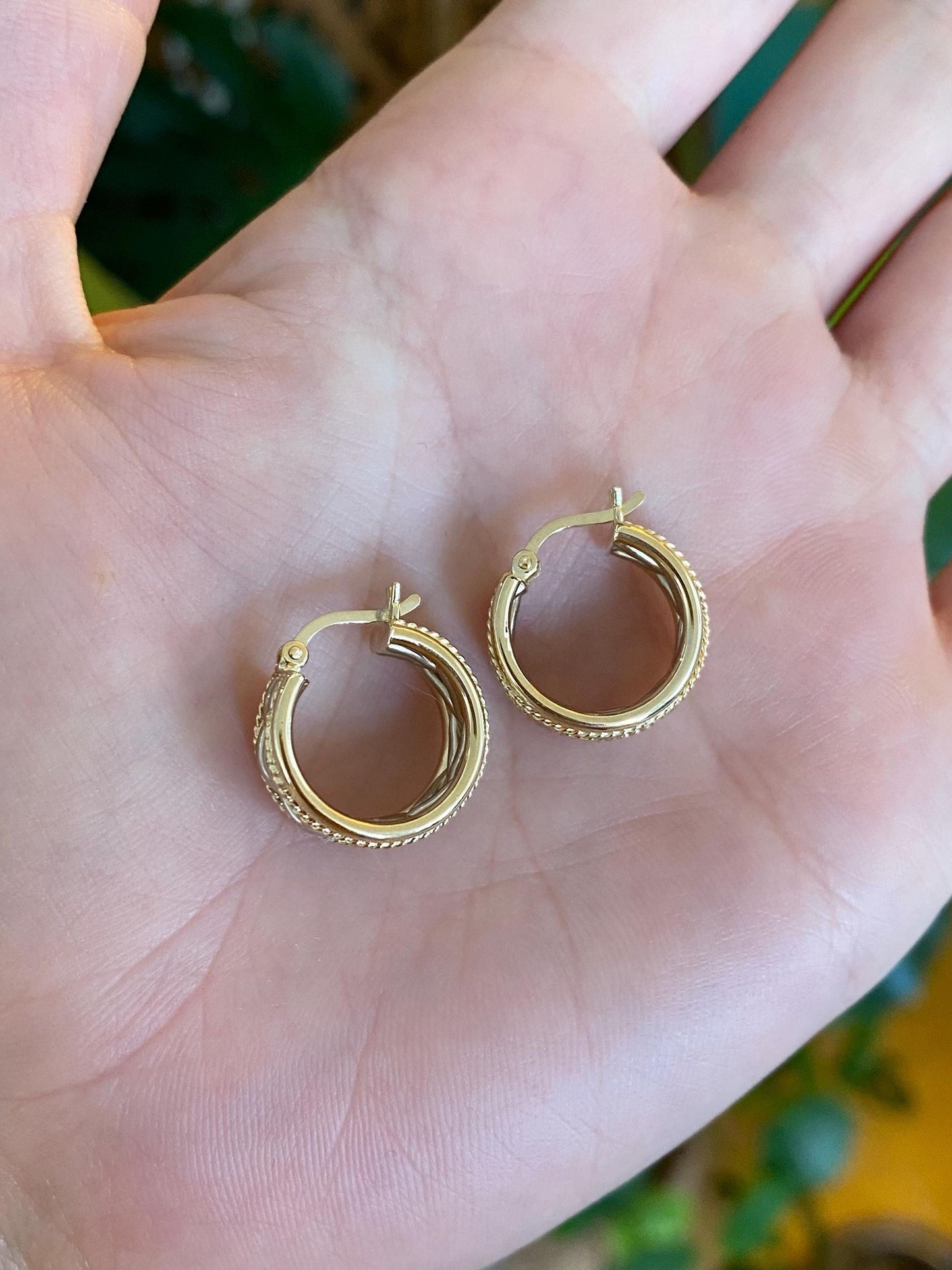 Vintage 14k White & Yellow Gold Design Hoop Earrings