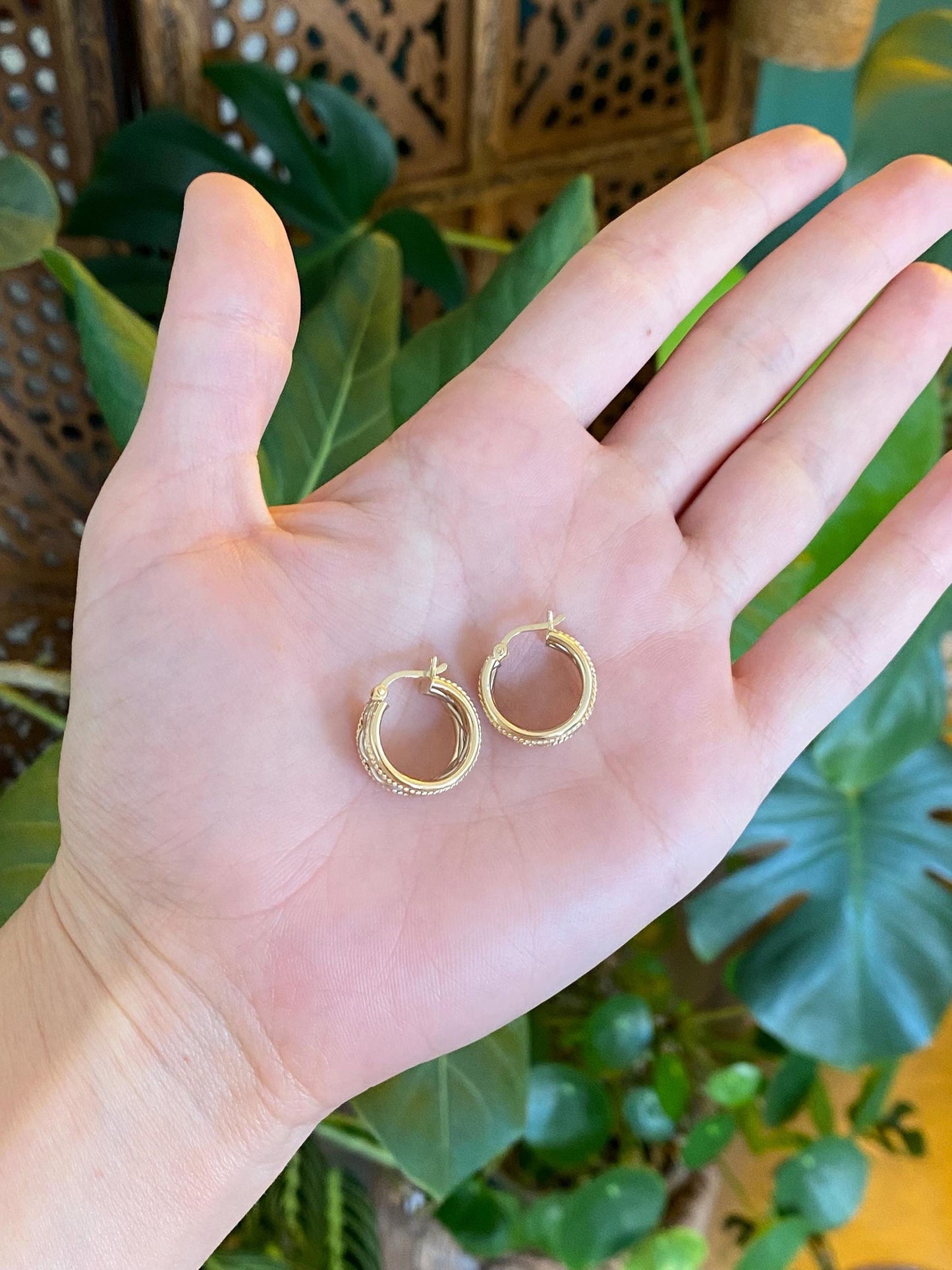 Vintage 14k White & Yellow Gold Design Hoop Earrings