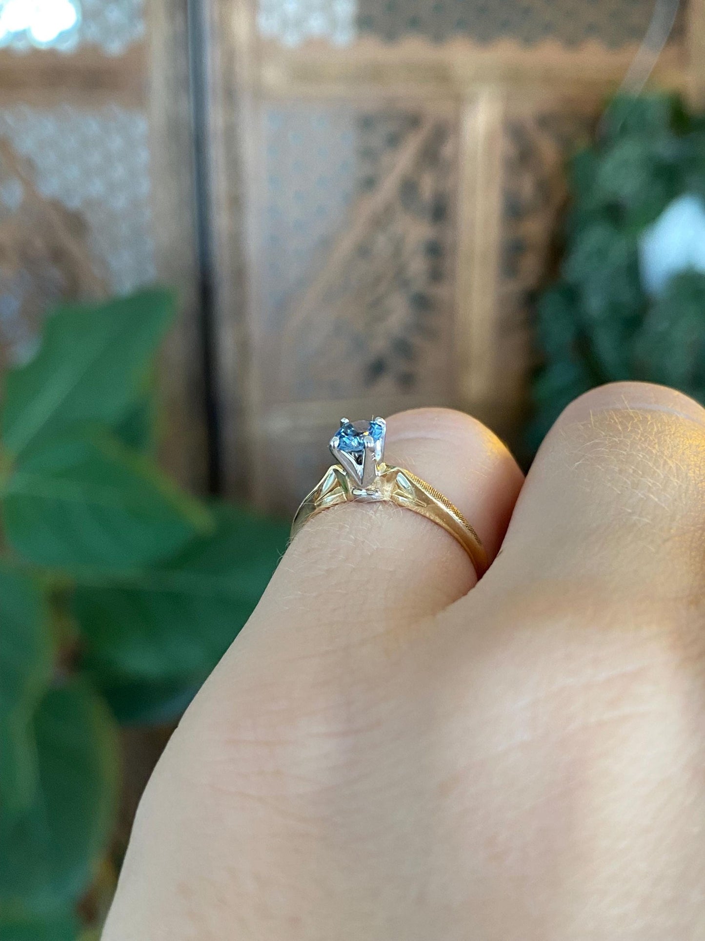 Solid 18k White & Yellow Gold Topaz Ring - Size 3.75