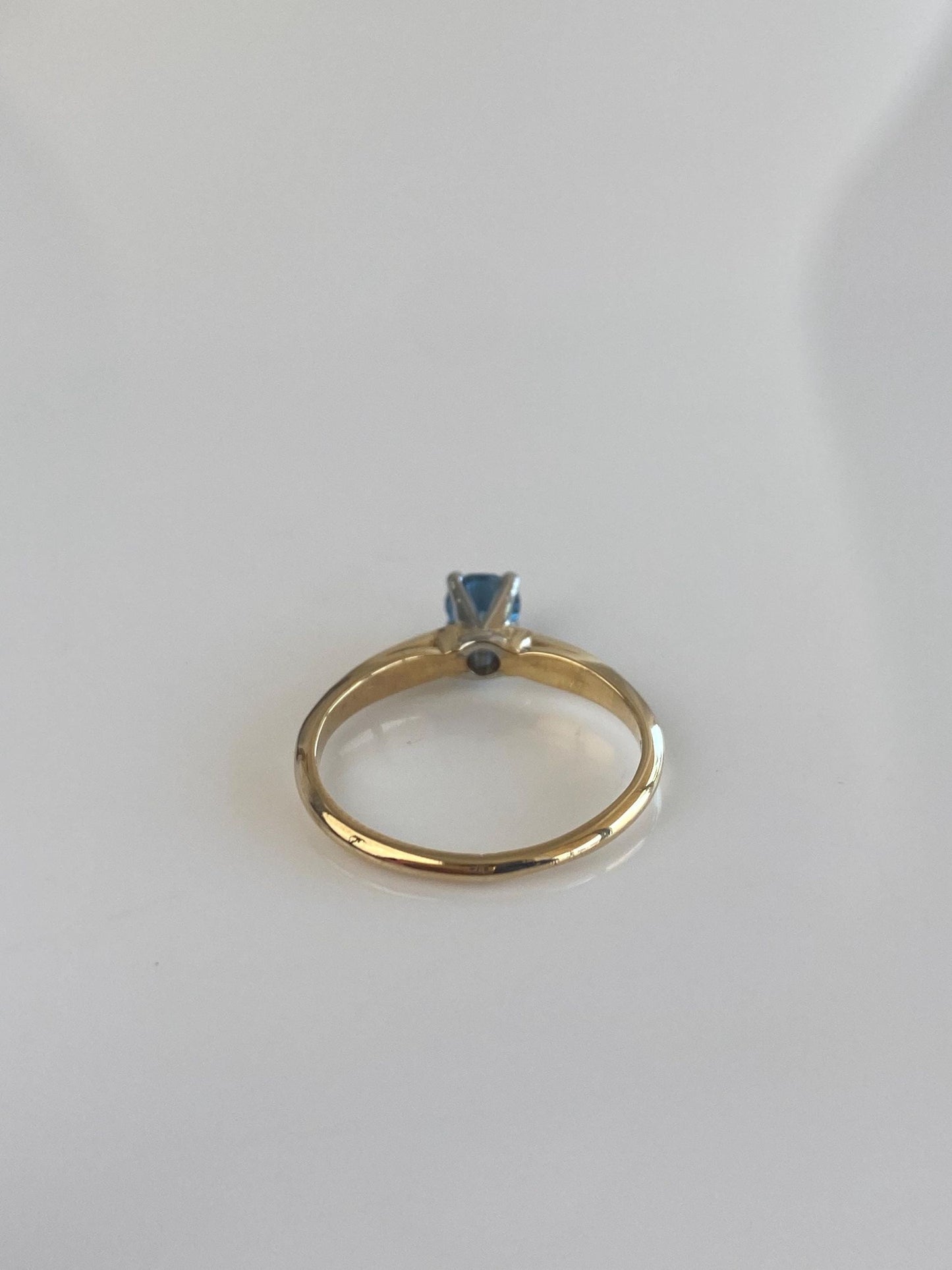 Solid 18k White & Yellow Gold Topaz Ring - Size 3.75
