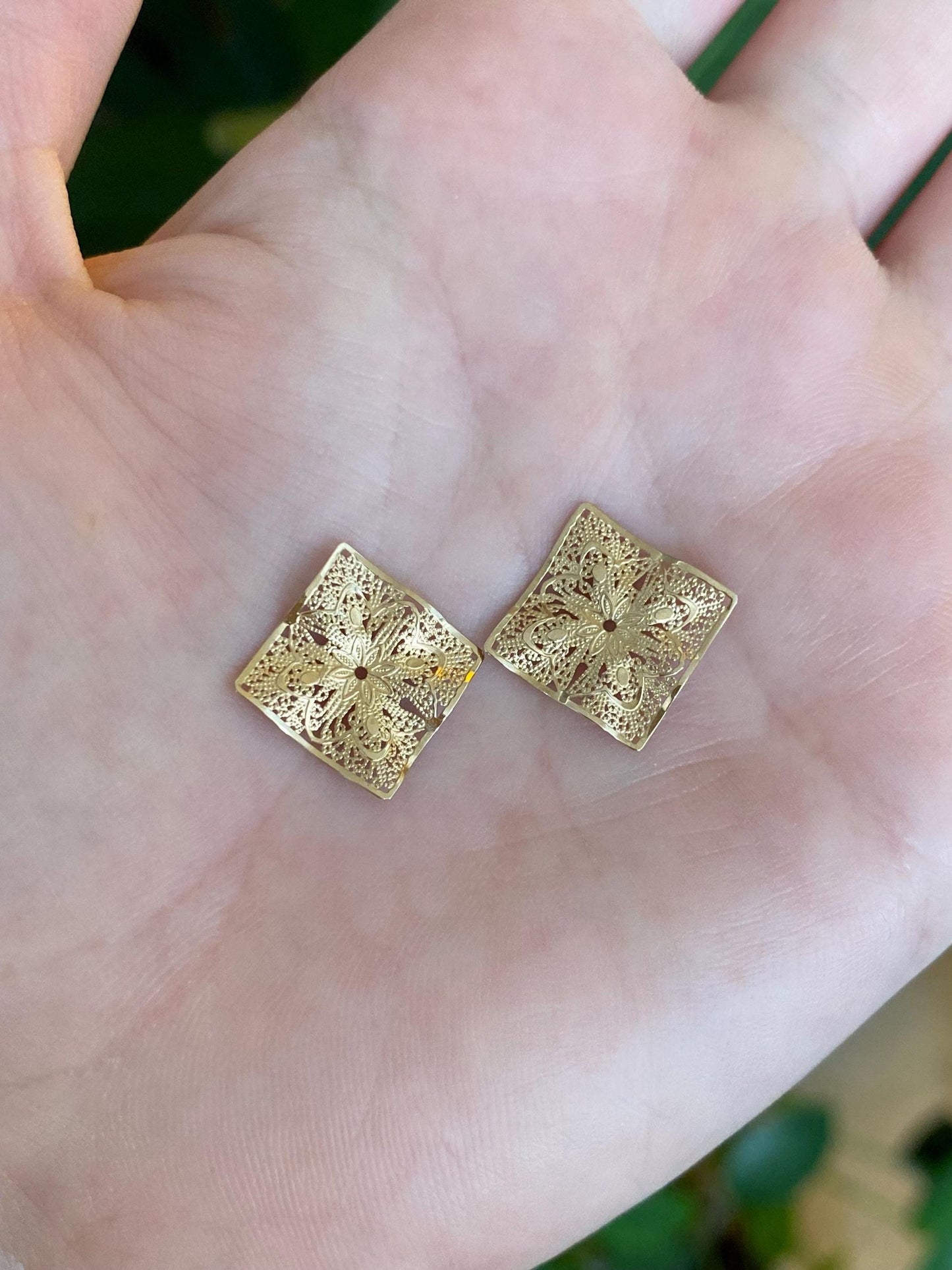 Vintage Solid 14k Yellow Gold Open Work Filigree Earring Jackets