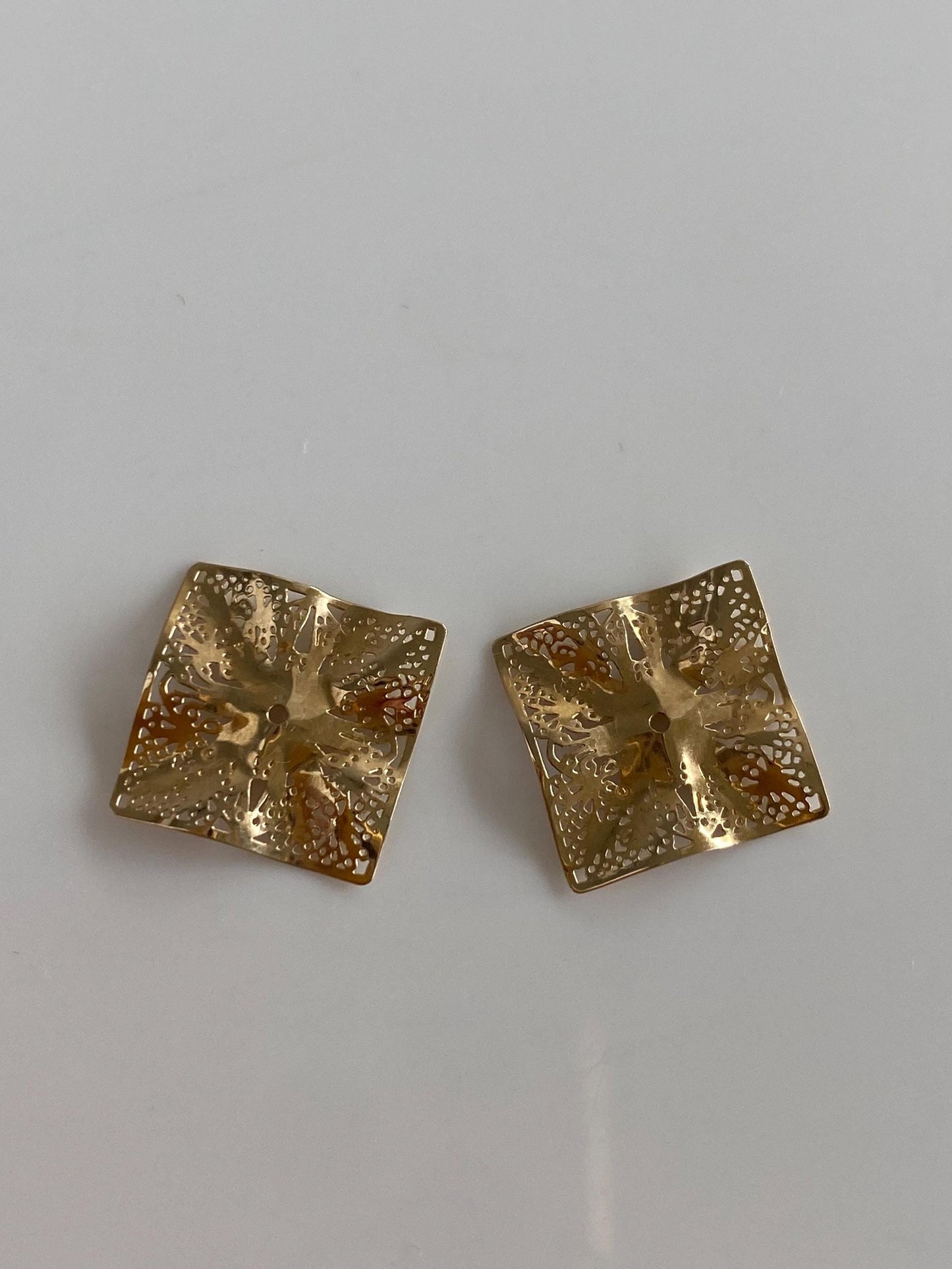 Vintage Solid 14k Yellow Gold Open Work Filigree Earring Jackets