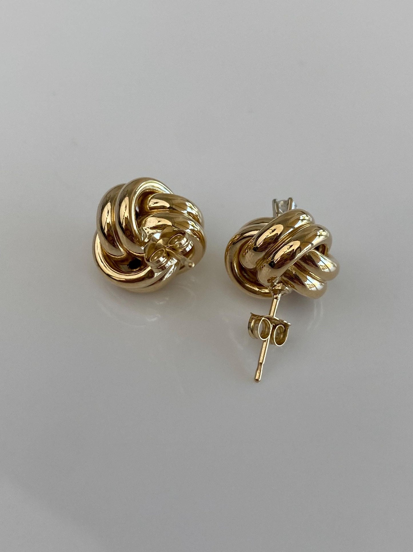 Vintage 14k Yellow Gold Diamond Knot Stud Earrings