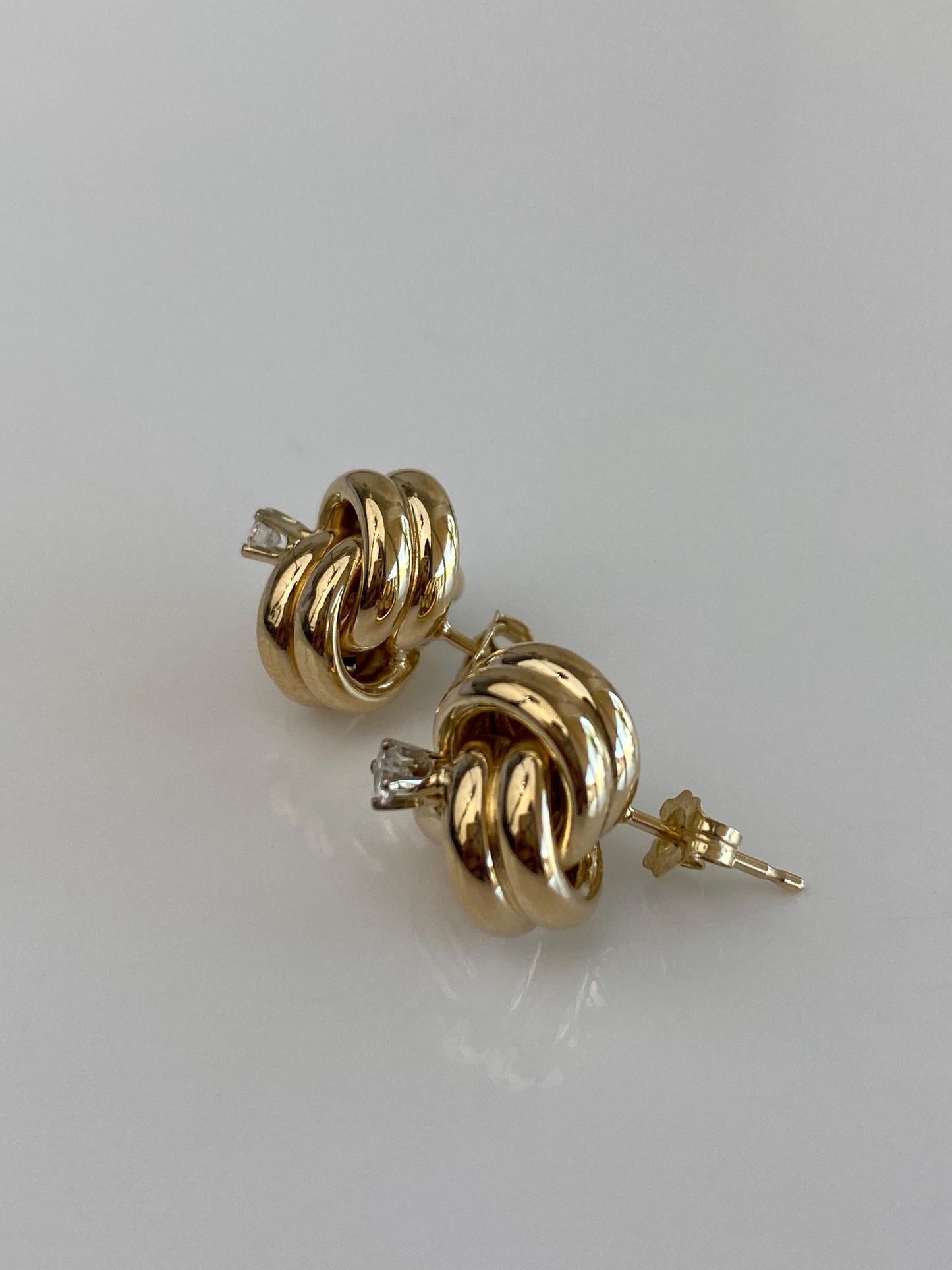 Vintage 14k Yellow Gold Diamond Knot Stud Earrings