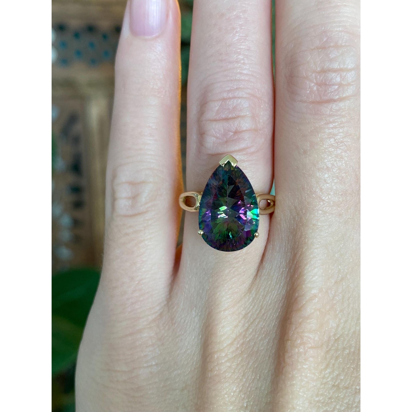 Vintage Solid 14k Yellow Gold Mystic Topaz Ring - Size 4.5