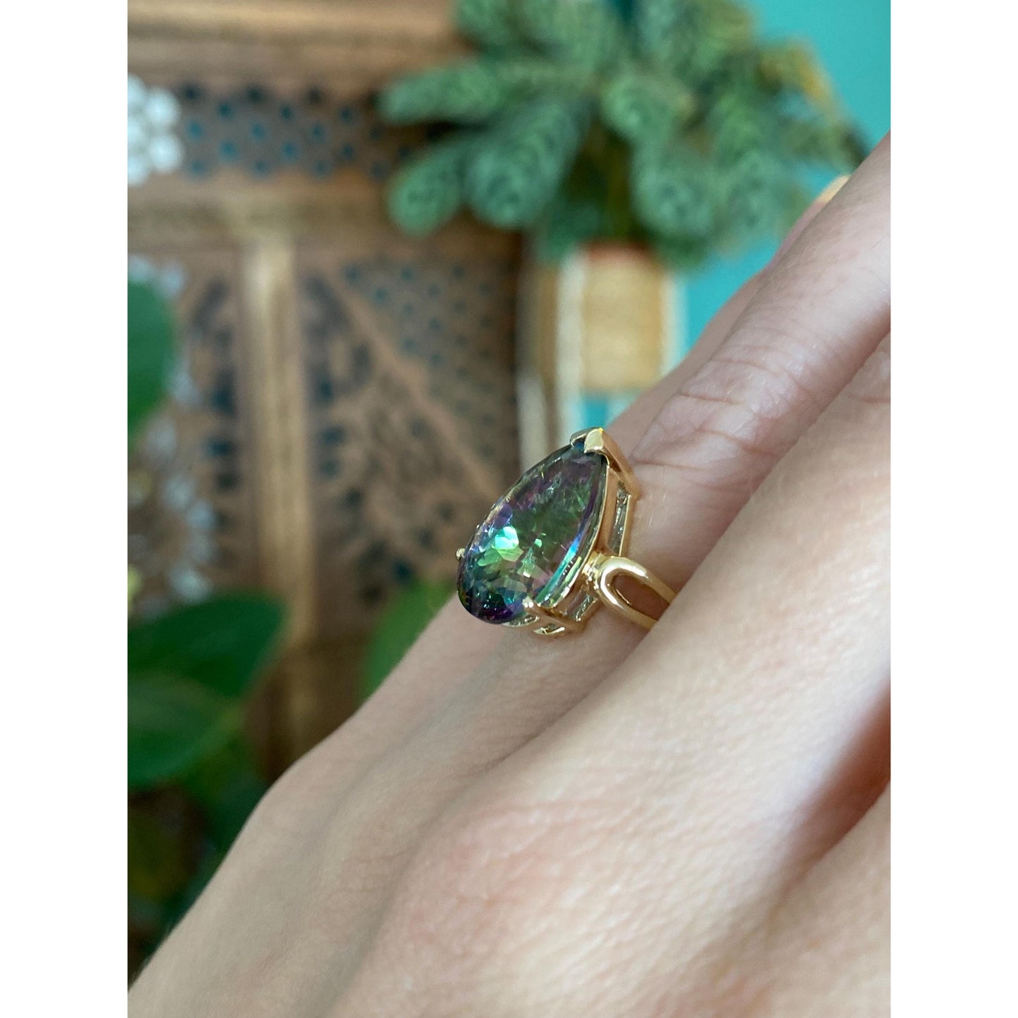 Vintage Solid 14k Yellow Gold Mystic Topaz Ring - Size 4.5