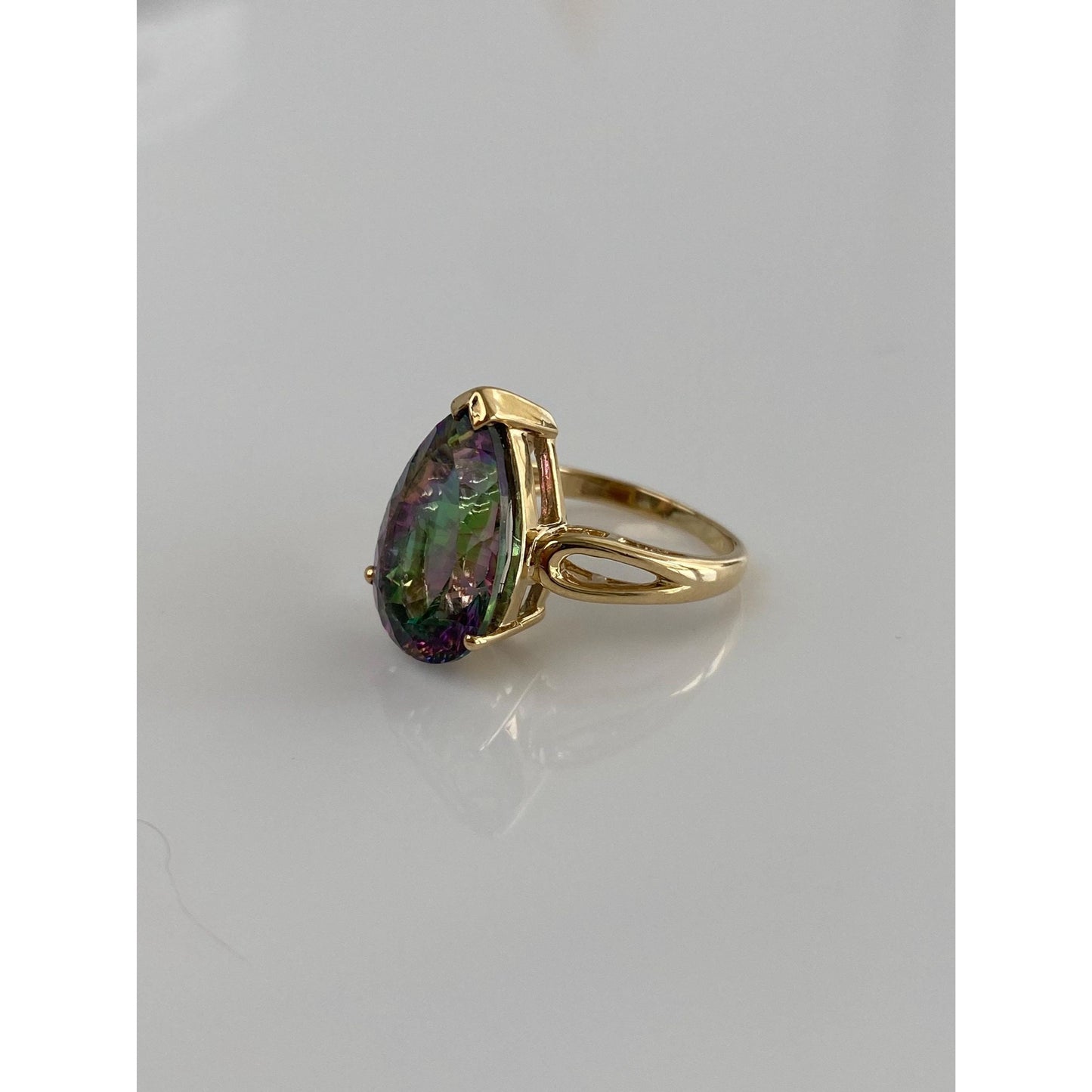 Vintage Solid 14k Yellow Gold Mystic Topaz Ring - Size 4.5