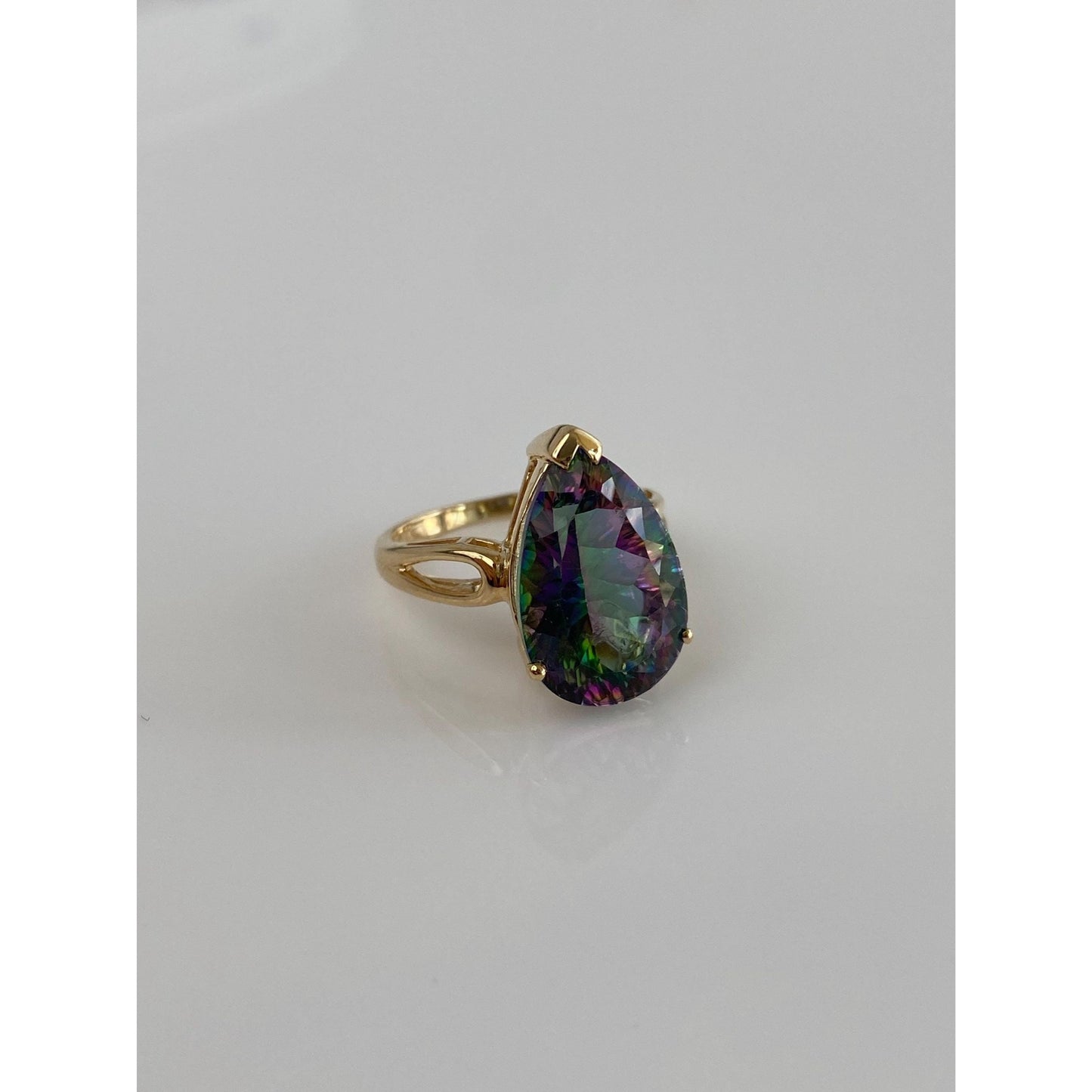 Vintage Solid 14k Yellow Gold Mystic Topaz Ring - Size 4.5