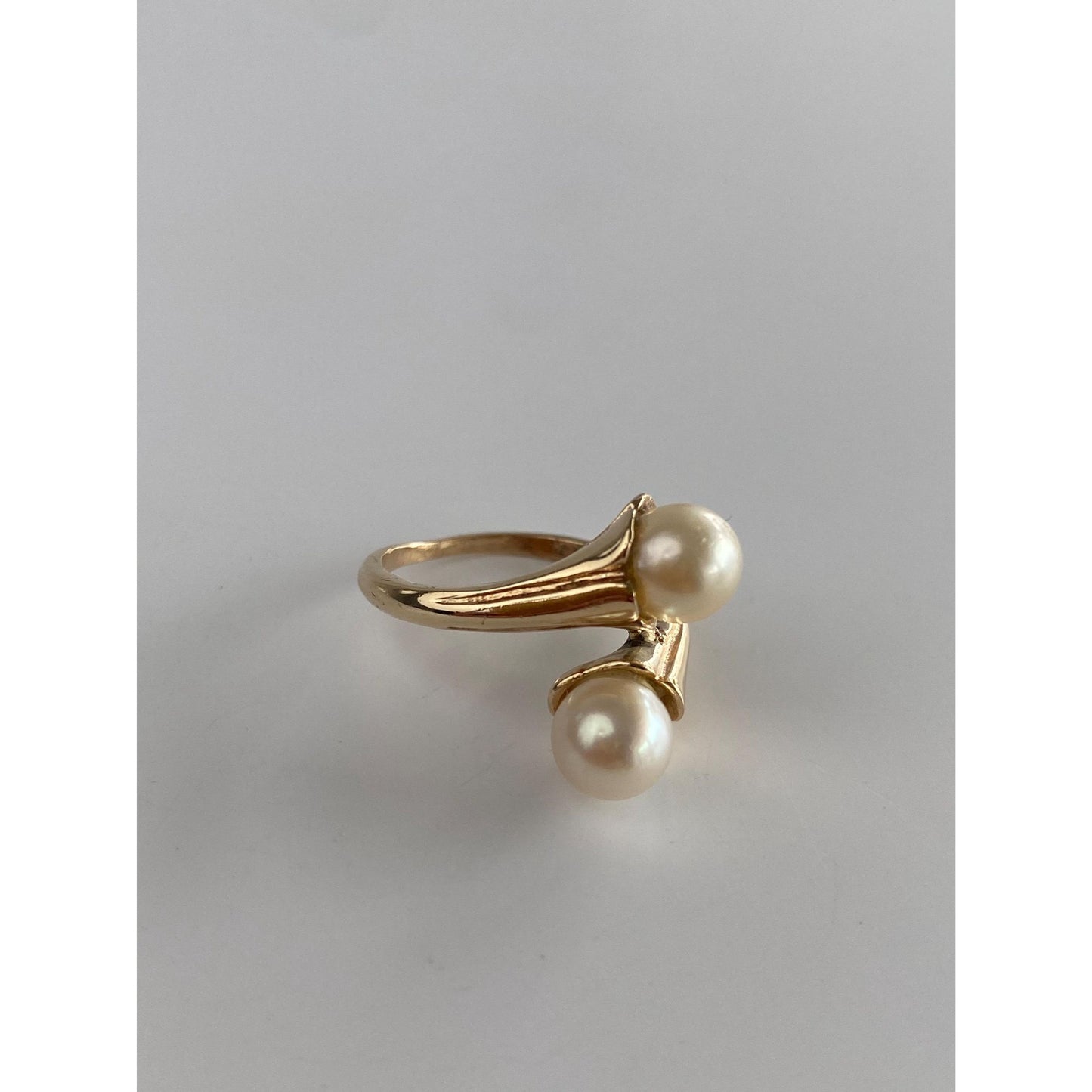 Solid 14k Yellow Gold Pearl Bypass Ring - Size 5.75