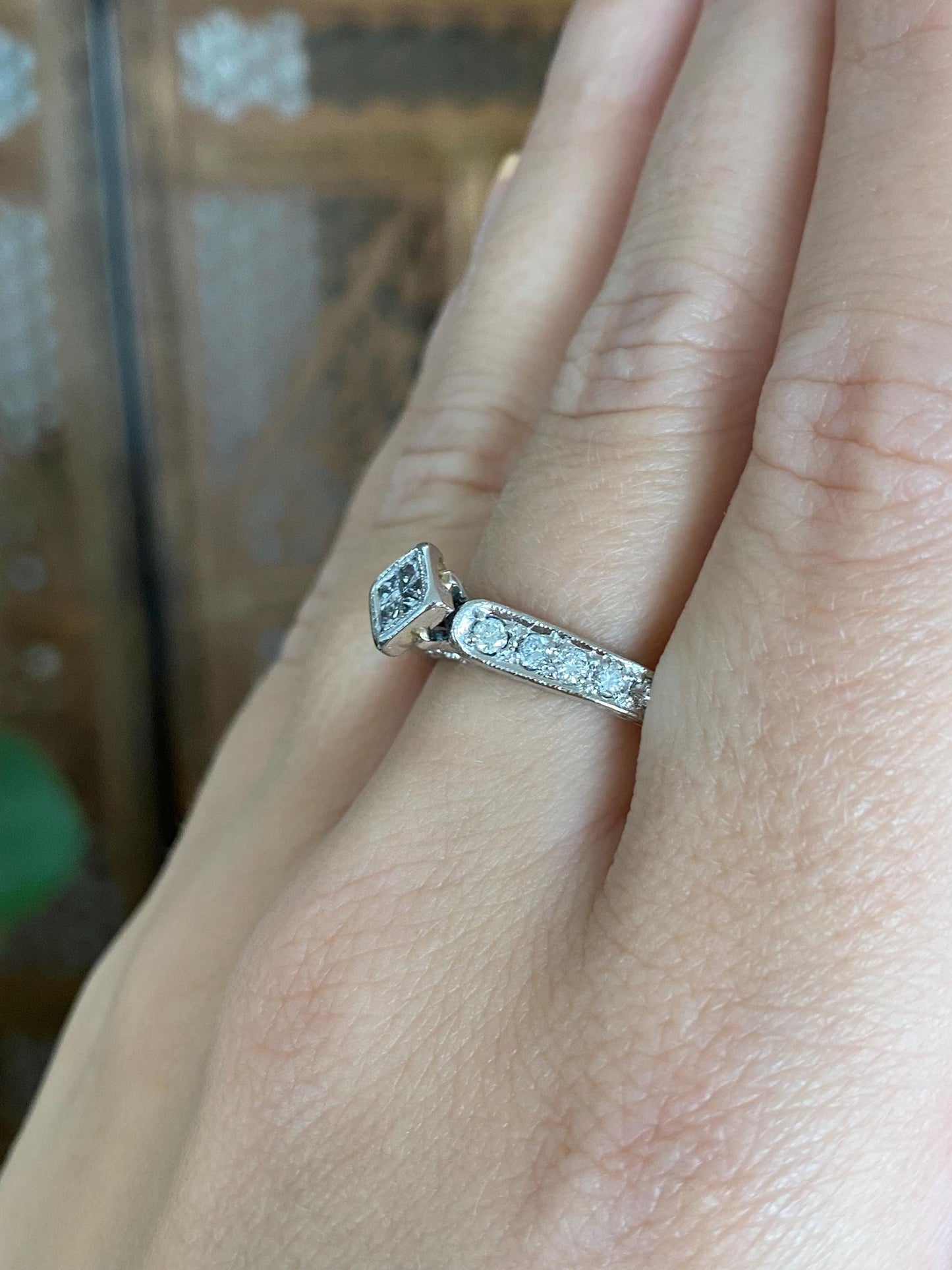 Vintage Solid Platinum Diamonds Designed Ring - Size 8.5