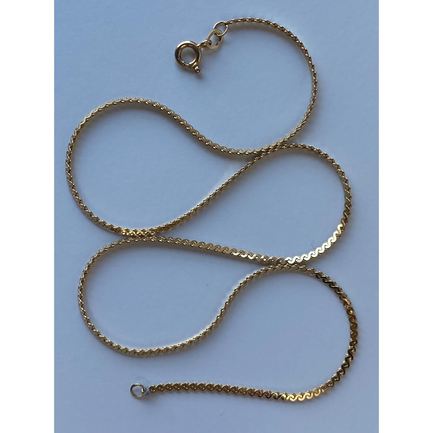 Vintage Solid 18k Yellow Gold Chunky Serpentine Chain Necklace - 16.25 inches