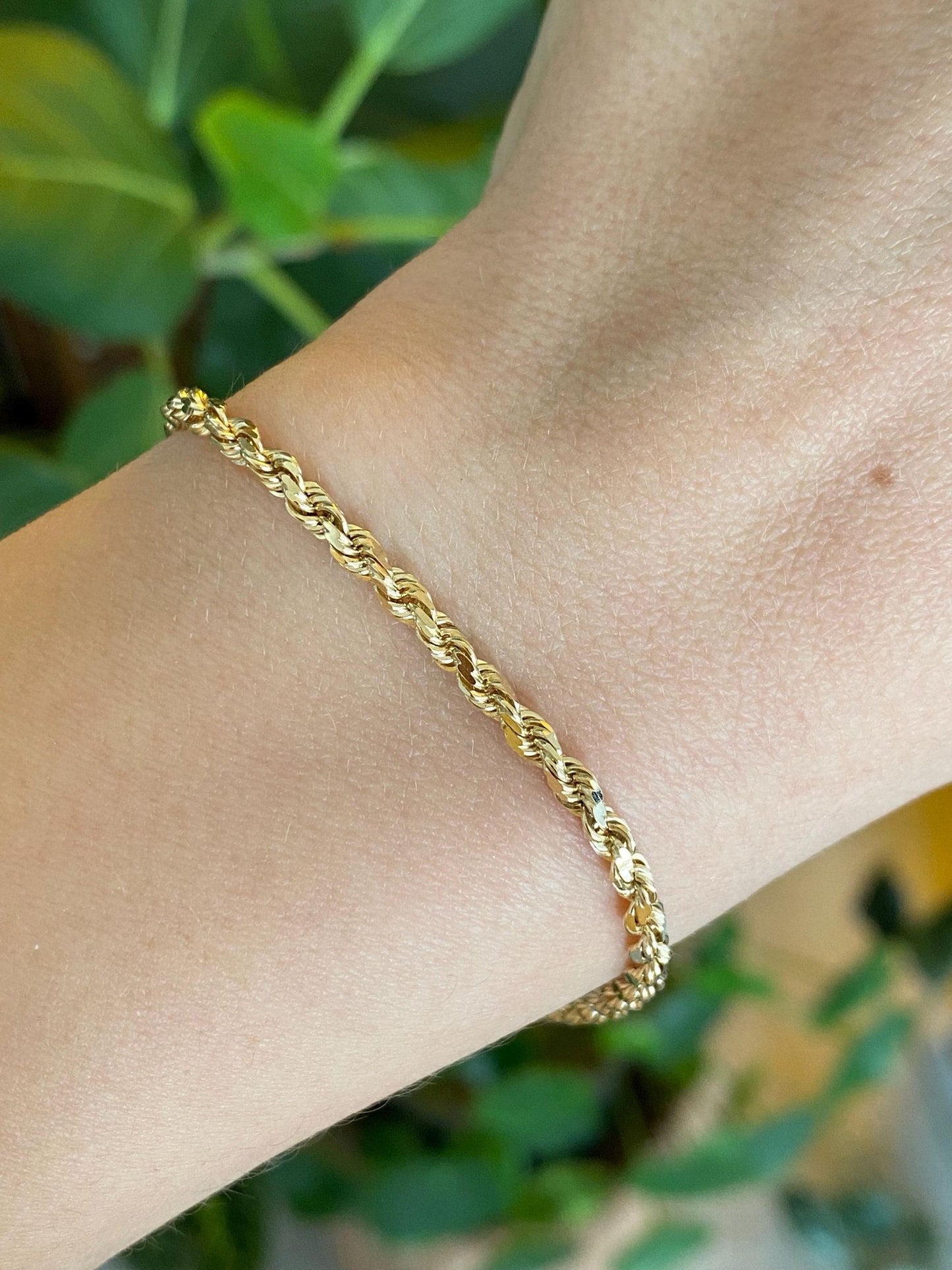 Vintage Solid 14k Yellow Gold Diamond Cut Rope Chain Bracelet - 7 inches