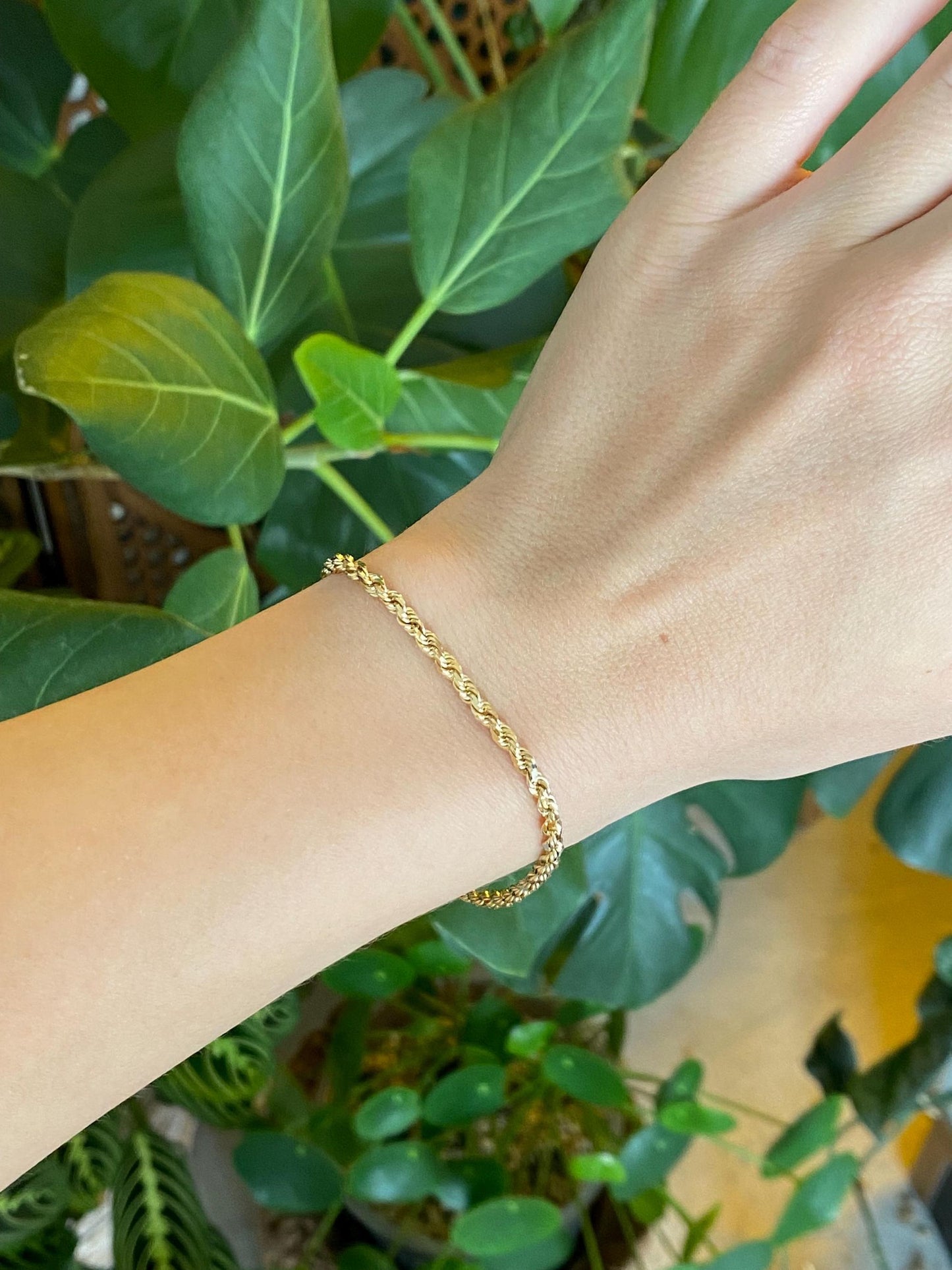 Vintage Solid 14k Yellow Gold Diamond Cut Rope Chain Bracelet - 7 inches