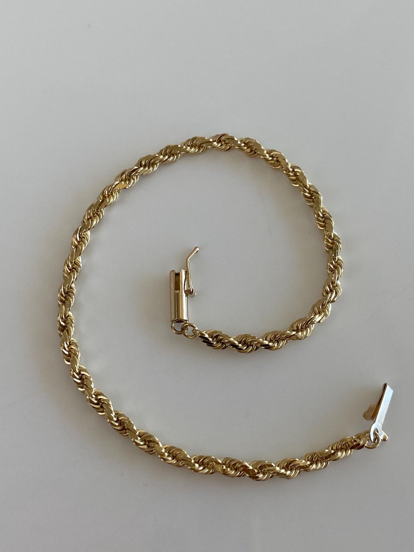 Vintage Solid 14k Yellow Gold Diamond Cut Rope Chain Bracelet - 7 inches