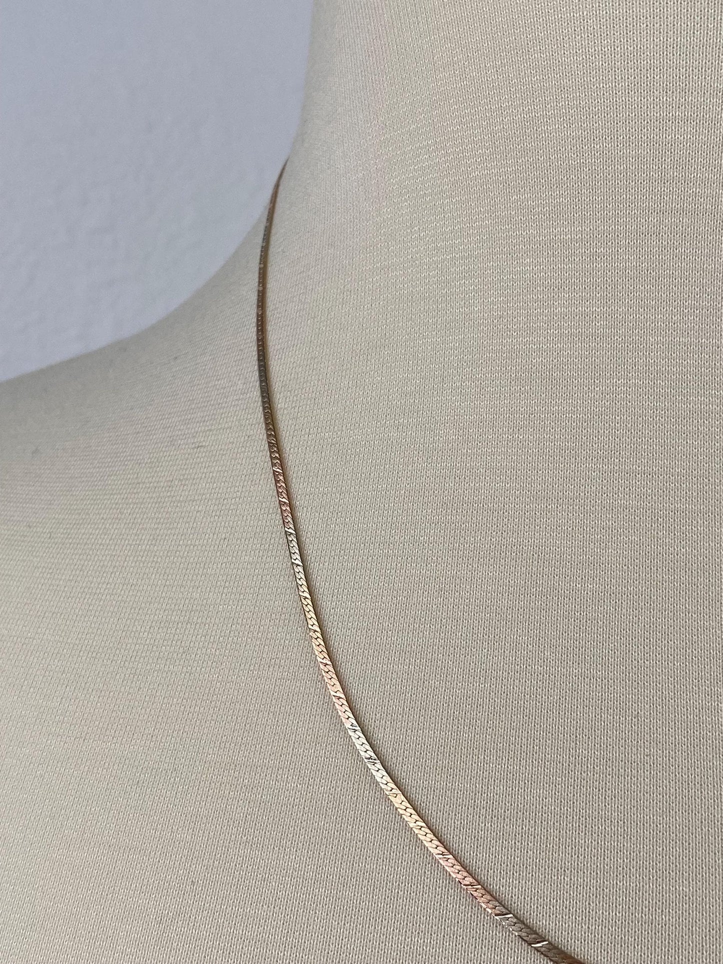 Vintage Solid 14k Tri Tone Gold Pattern Herringbone Chain Necklace - 20.25 inches