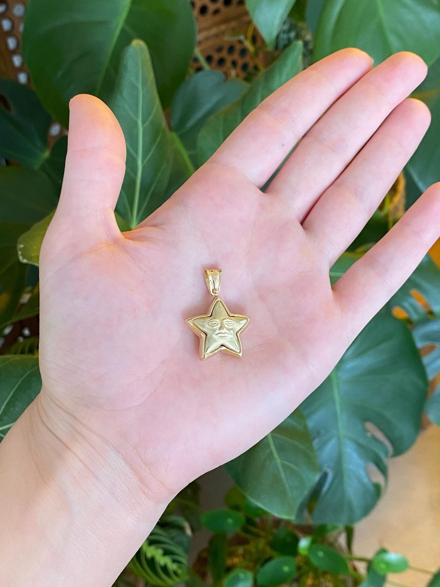 Vintage 14k Yellow Gold Star Face Charm