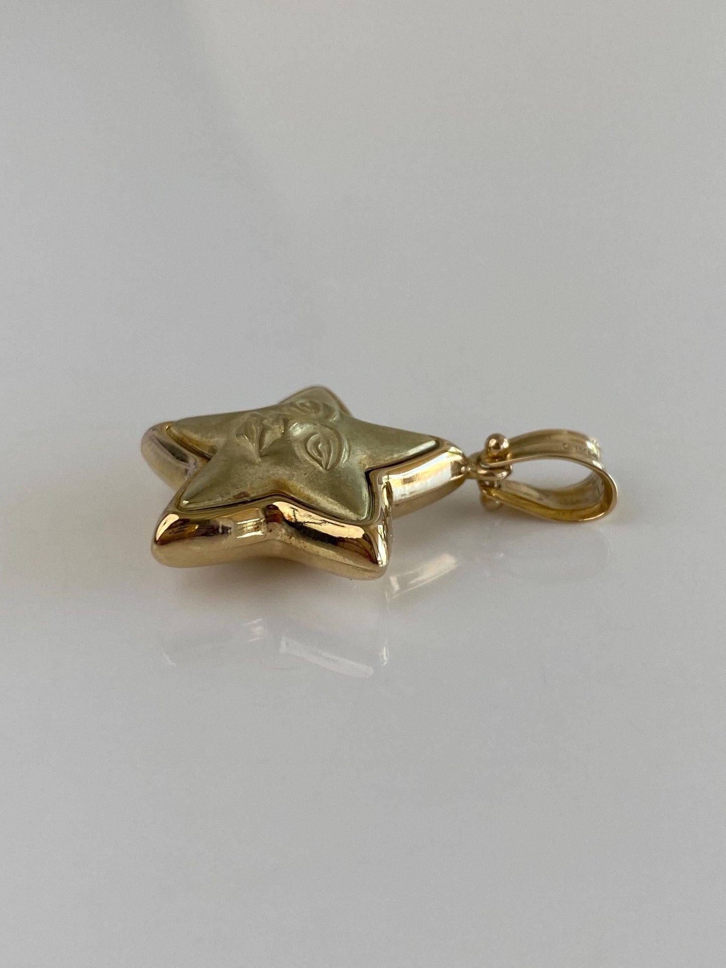 Vintage 14k Yellow Gold Star Face Charm