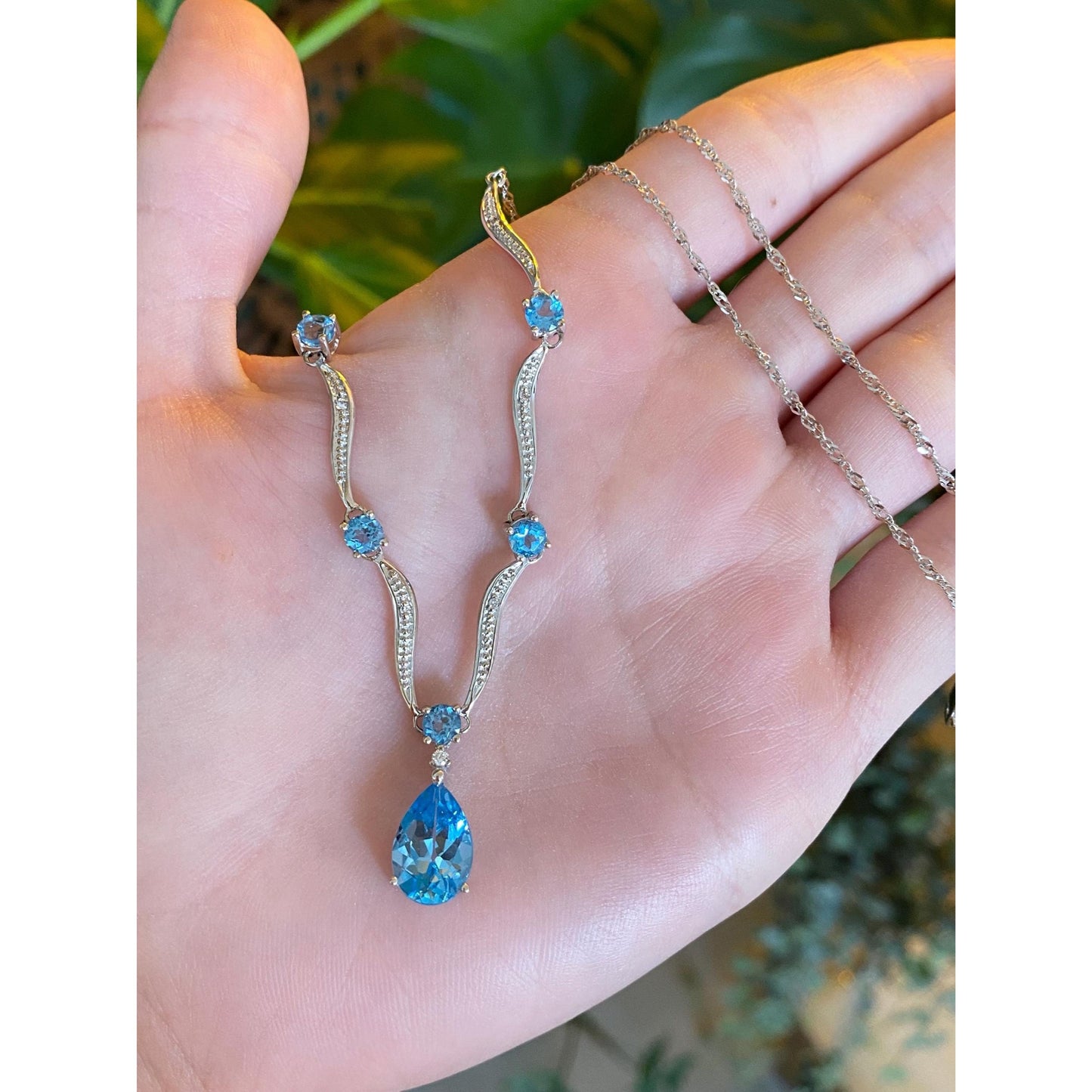 Vintage Solid 14k White Gold Topaz & Diamond Twist Chain Necklace - 16.75 inches