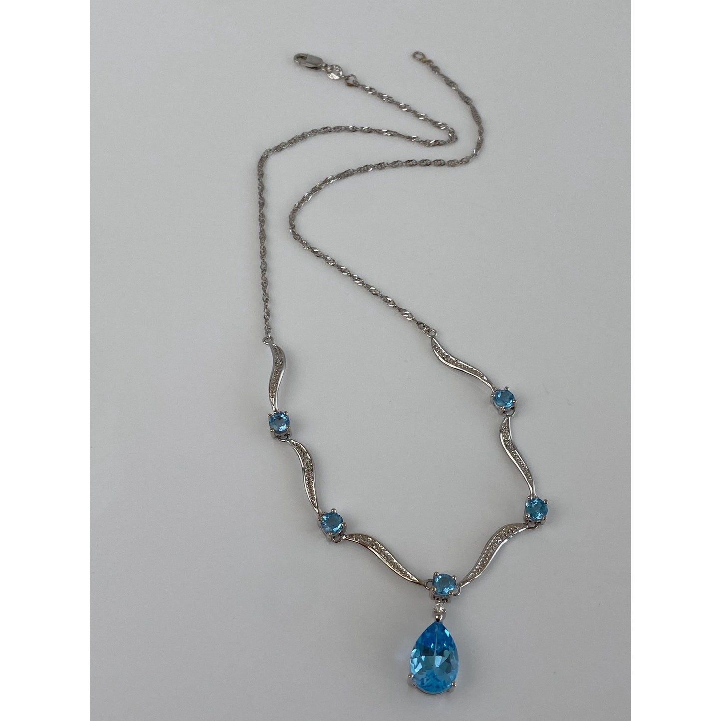 Vintage Solid 14k White Gold Topaz & Diamond Twist Chain Necklace - 16.75 inches