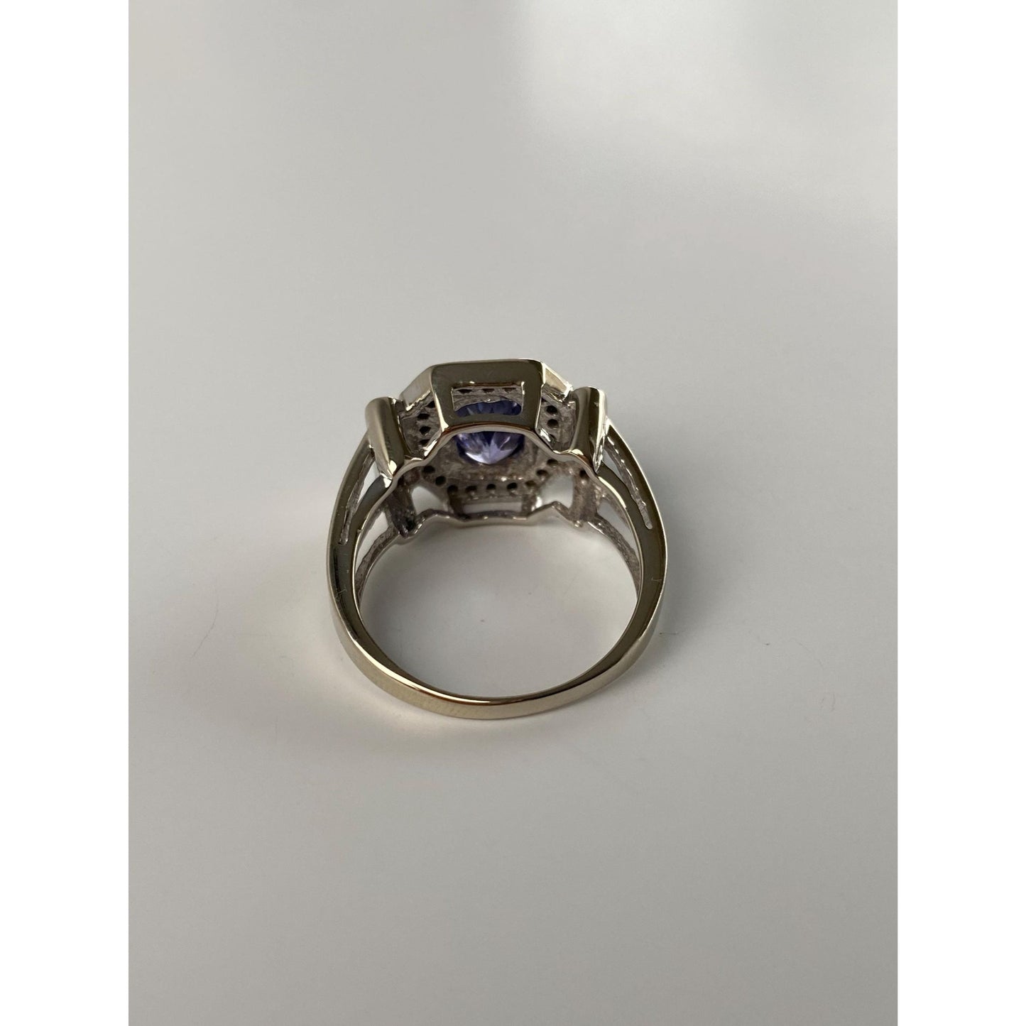 Solid 14k White Gold Tanzanite Diamond Ring - Size 7.75