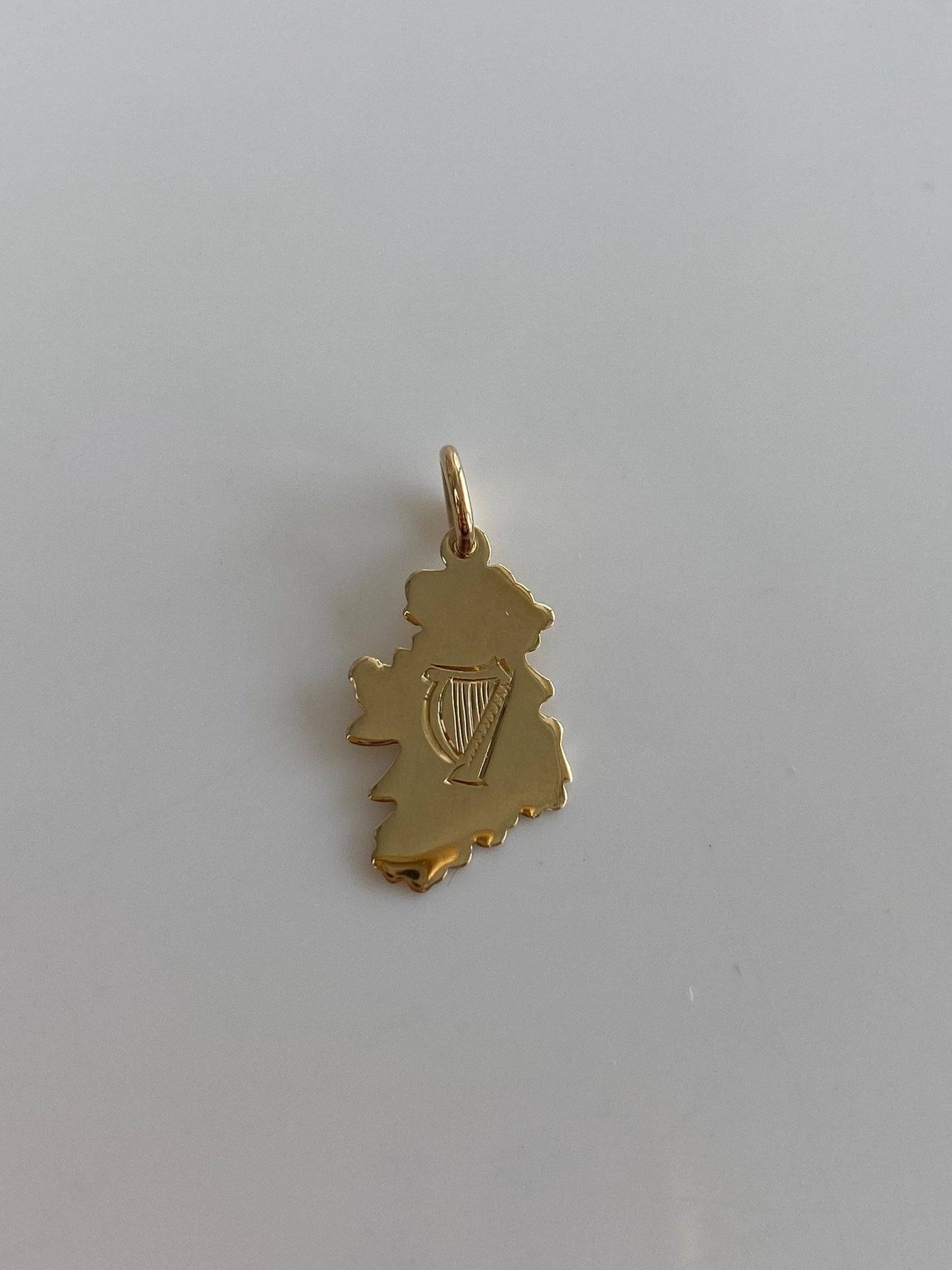 Vintage Solid 9k Yellow Gold Harp Design Charm