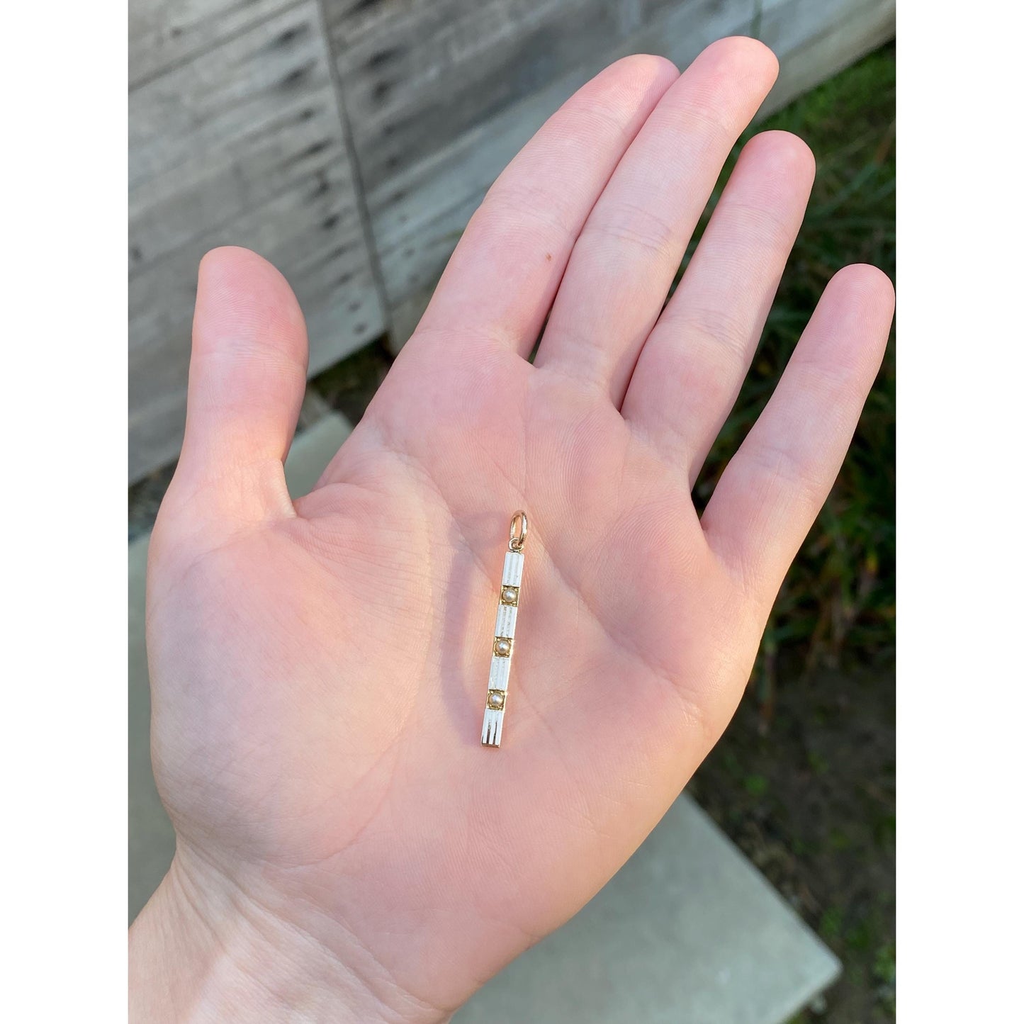 Vintage Solid 14k Yellow Gold White Enamel Pearl Row Charm