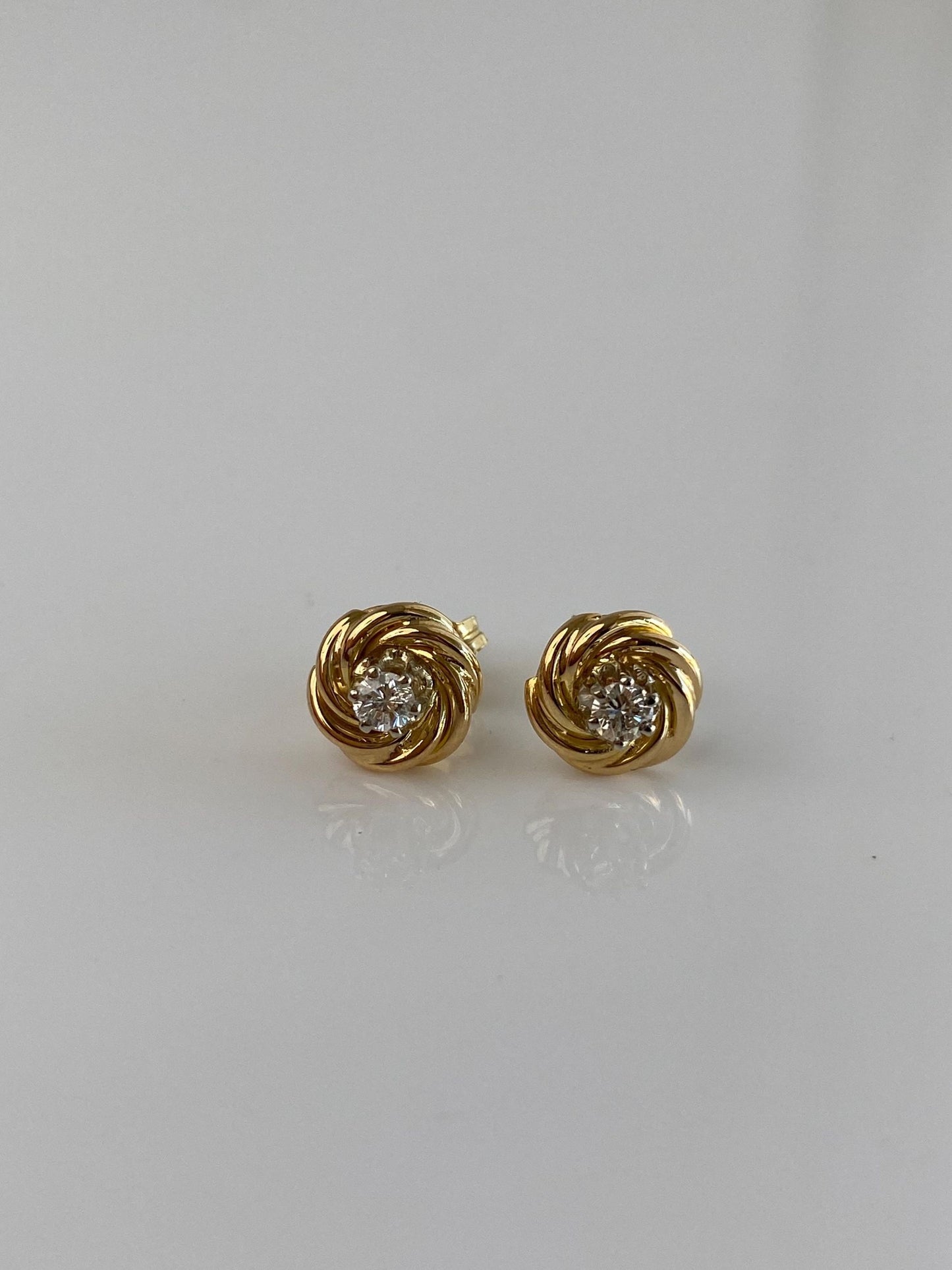 Vintage Solid 18k Yellow Gold Clear Sapphire Stud Earrings