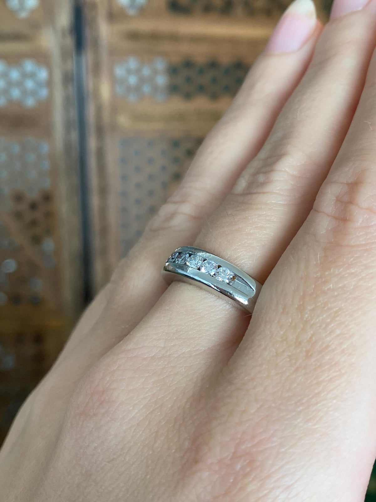 Vintage Solid Platinum Diamonds Ring Band - Size 9.5