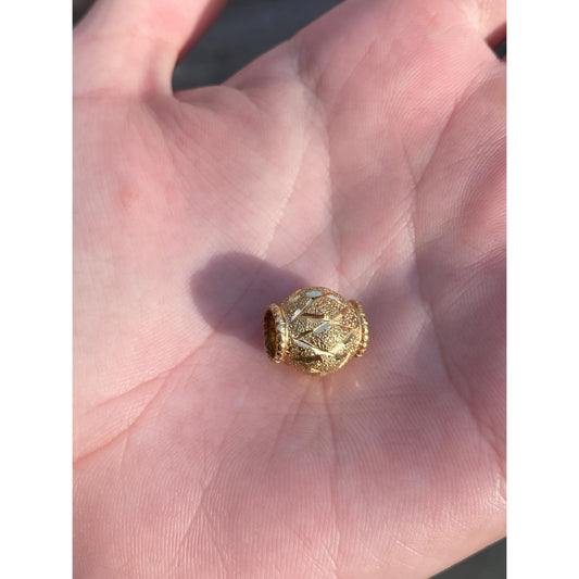 Vintage Solid 14k Yellow Gold Diamond Cut Bead