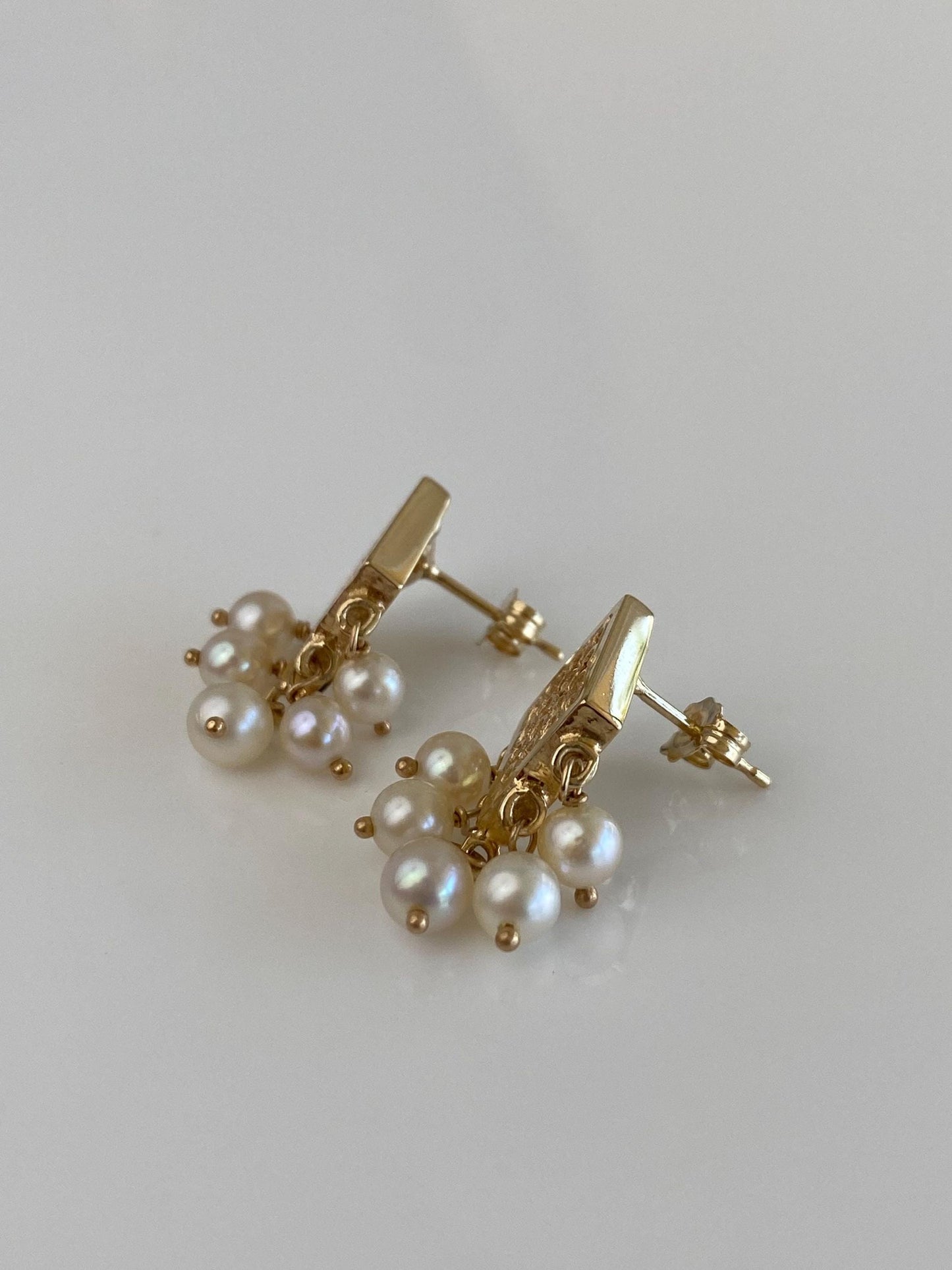 Vintage Solid 14k Yellow Gold Open Work Pearl Fringe Stud Earrings