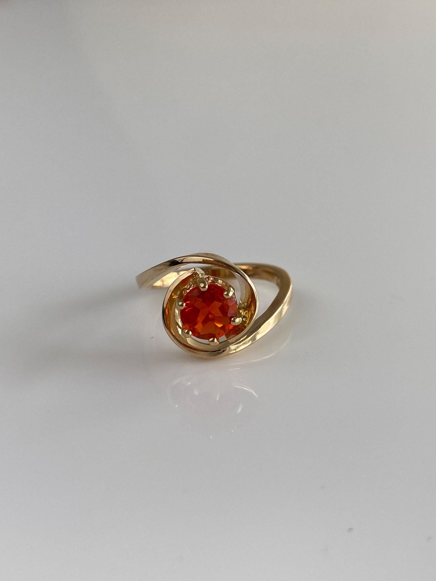 Vintage Solid 14k Yellow Gold Fire Opal Ring - Size 5