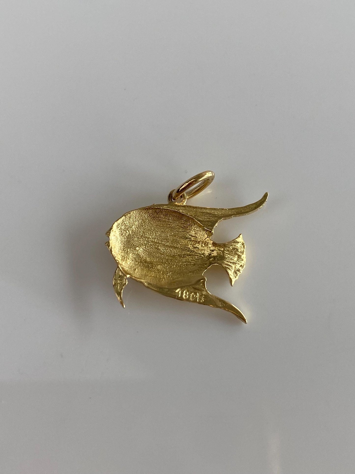 Vintage Solid 18k Yellow Gold Fish Charm
