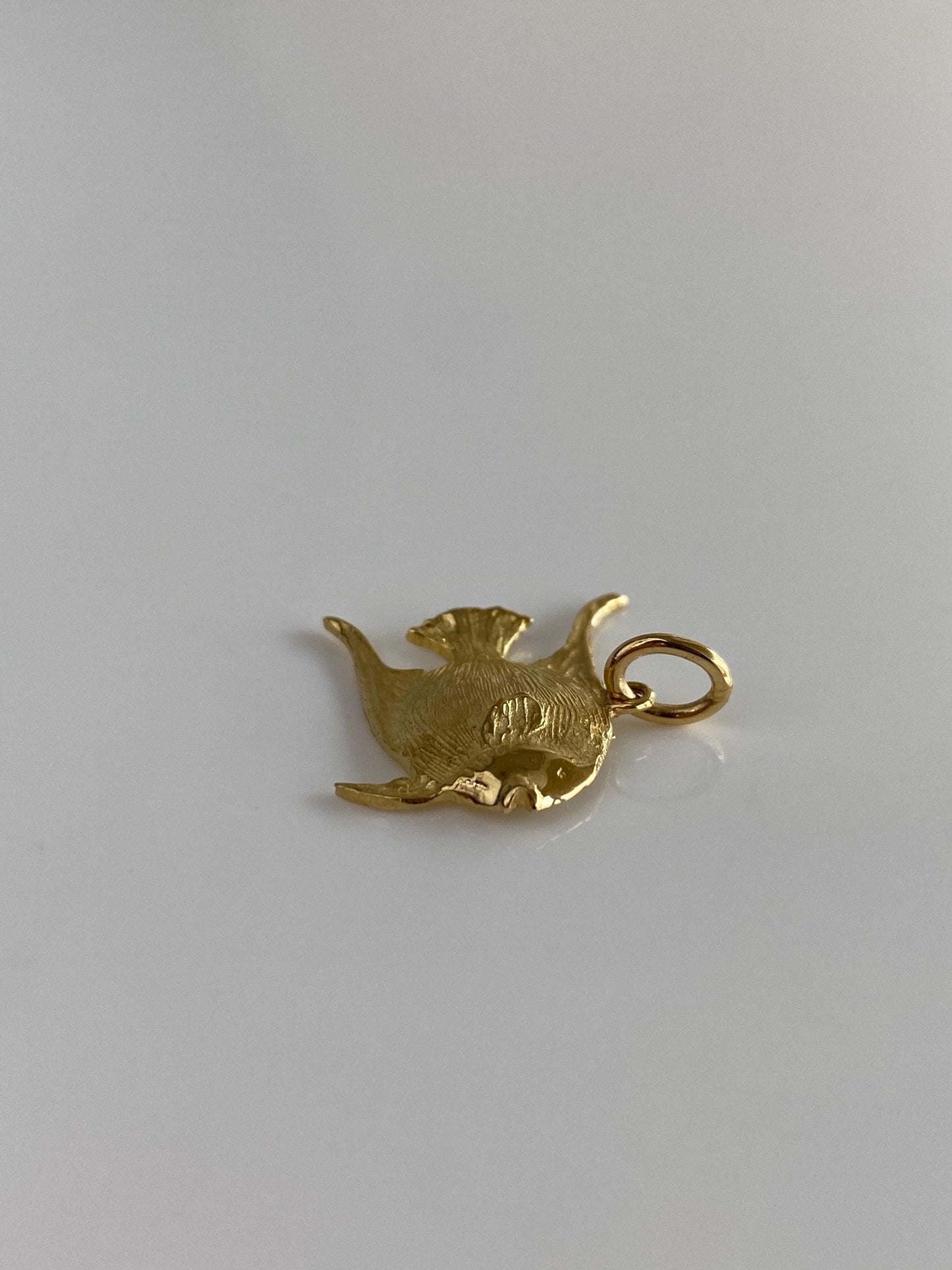 Vintage Solid 18k Yellow Gold Fish Charm