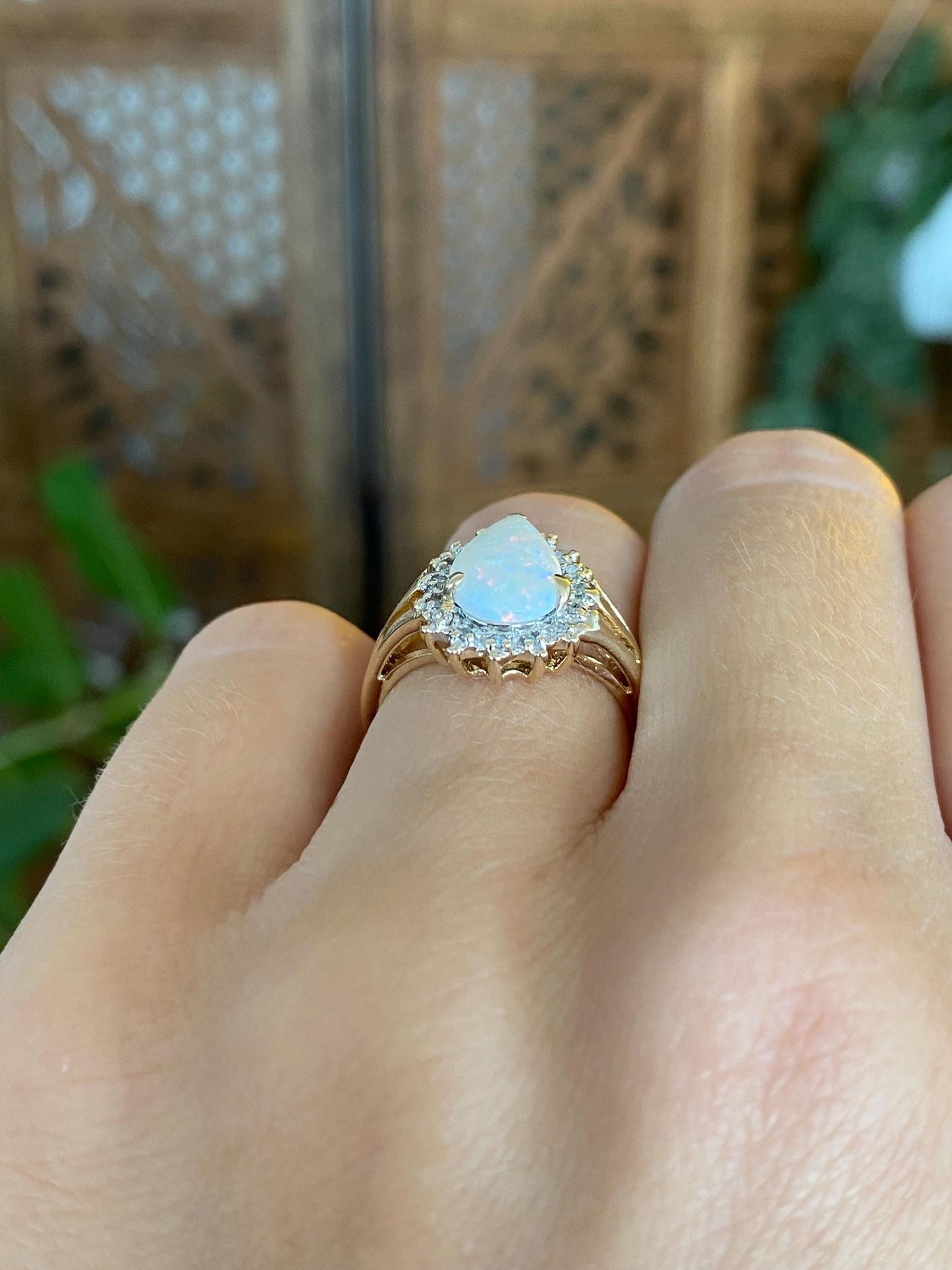 Vintage Solid 10k White & Yellow Gold Diamond Halo Opal Teardrop Ring - Size 5.5