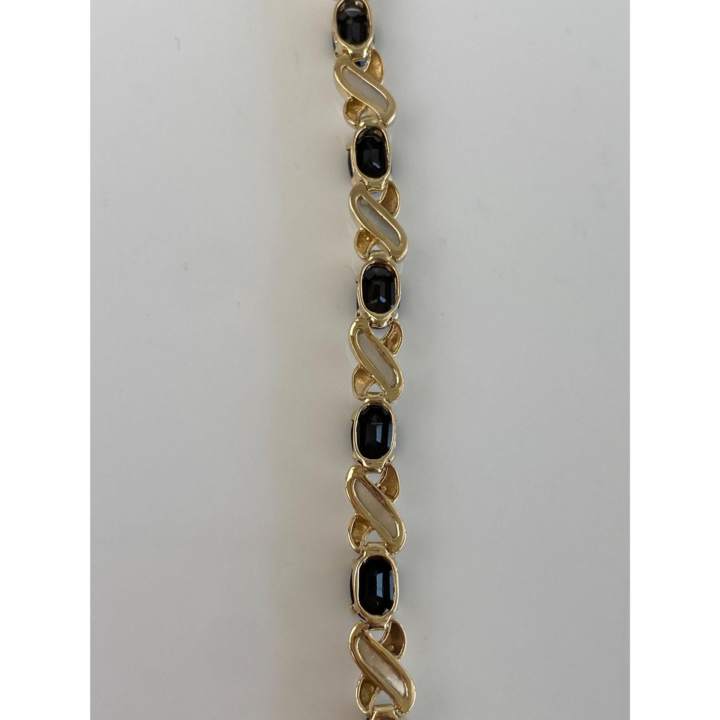 Vintage Solid 14k Yellow Gold Onyx Mother of Pearl XO Link Bracelet - 7.25 inches